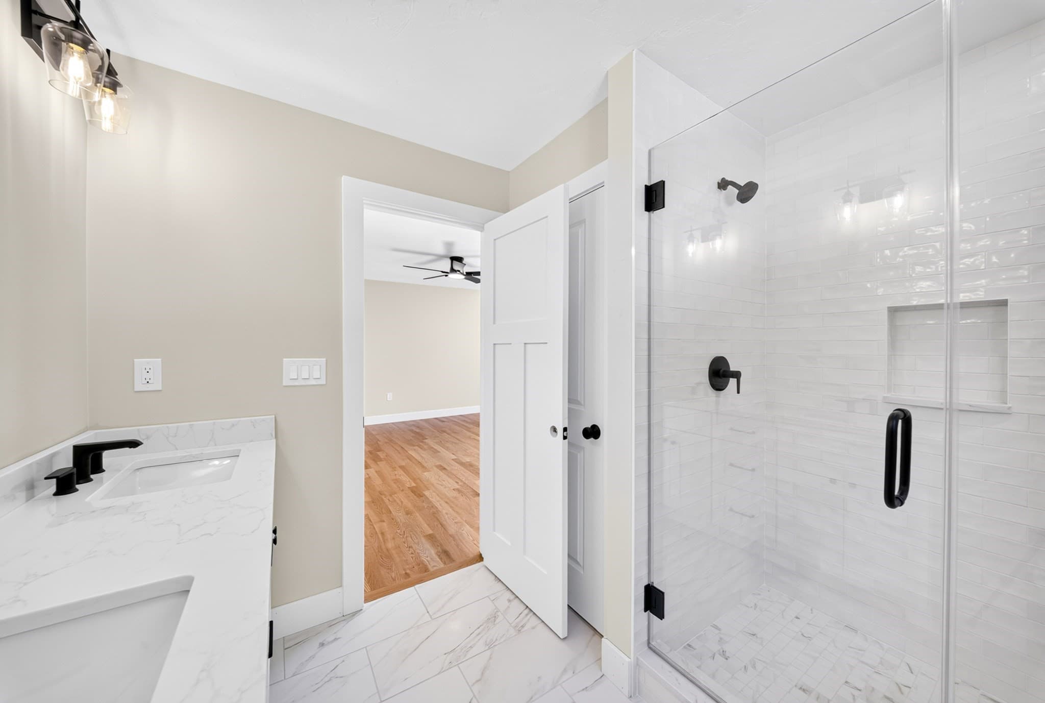 Condominium at 59 Bellflower Road # 59, Billerica MA 01821, Billerica, photo 13 of 28