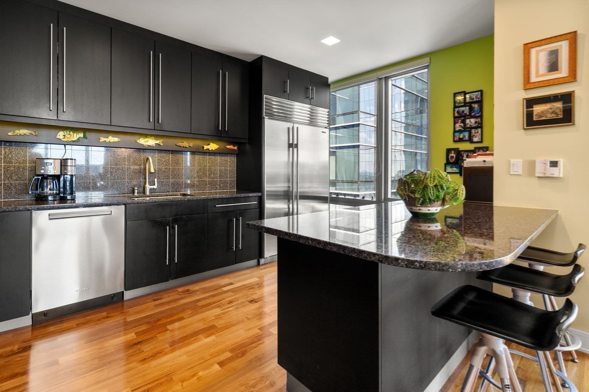 Condominium at 500 Atlantic Avenue # 19N, Boston MA 02210, photo 12 of 40