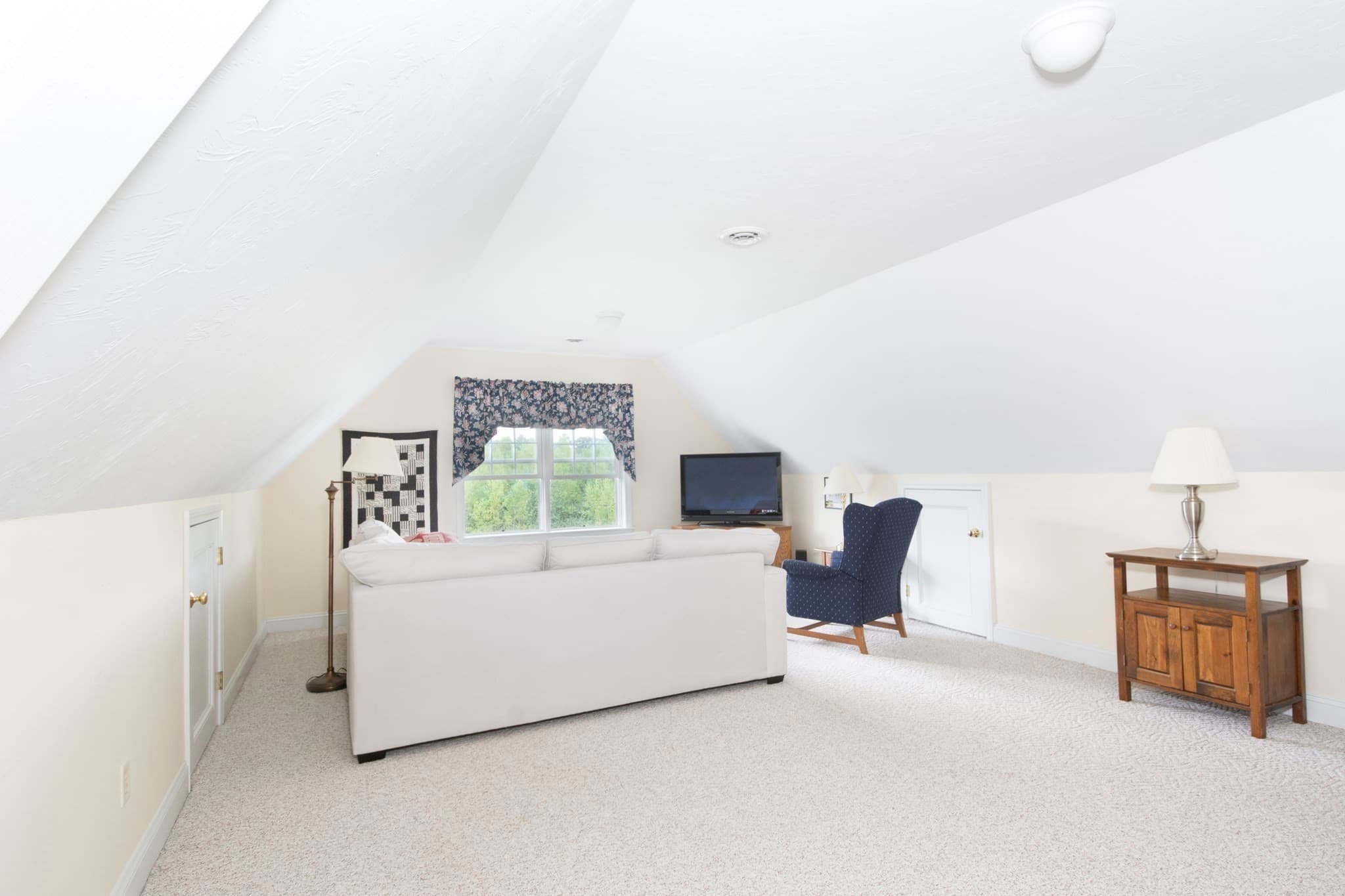 Single Family Residence at 107 Old School House Rd, Oakham MA 01068, Oakham, photo 34 of 41