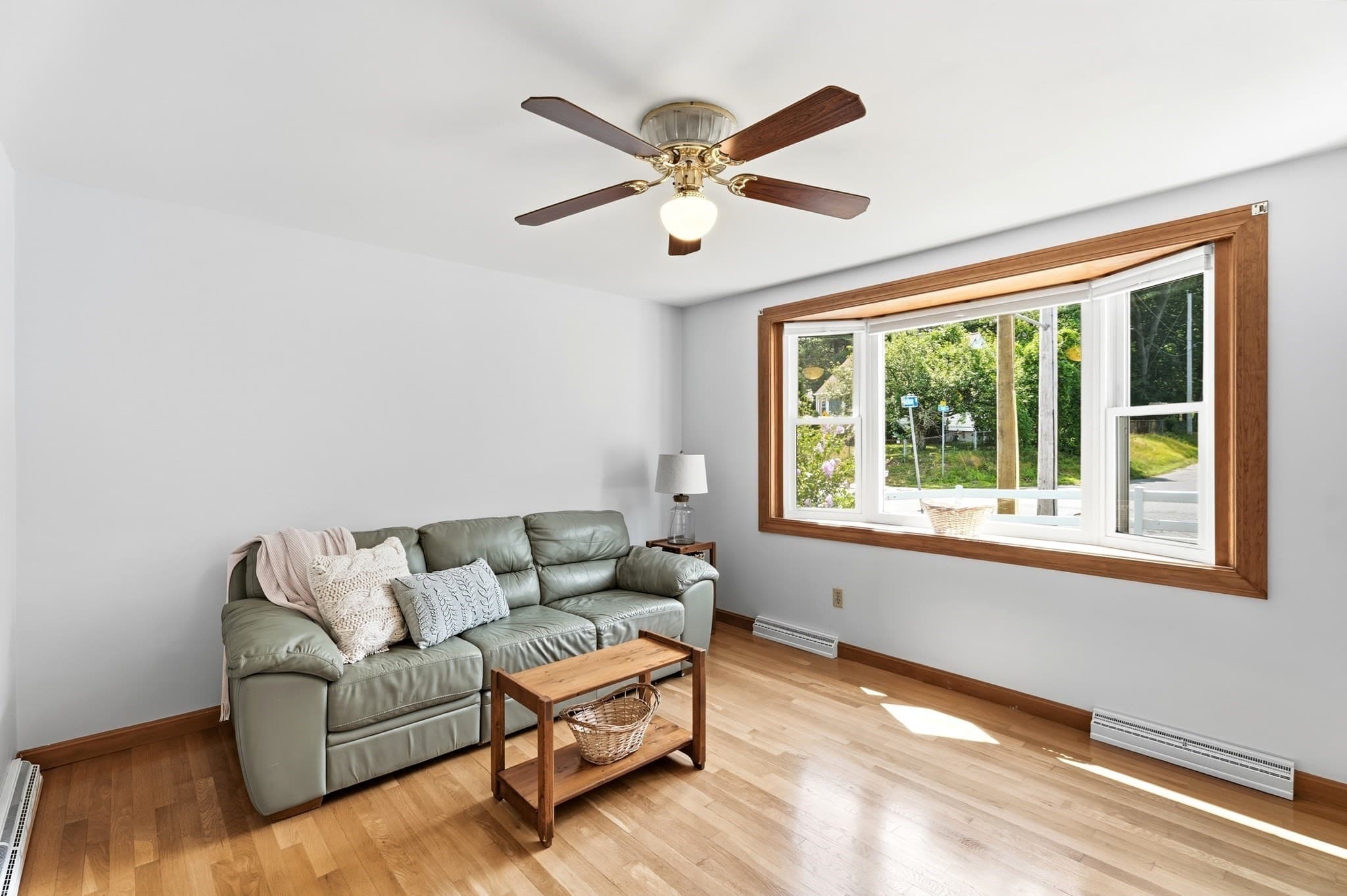 Single Family Residence at 1251 Shawsheen St, Tewksbury MA 01876, photo 13 of 42