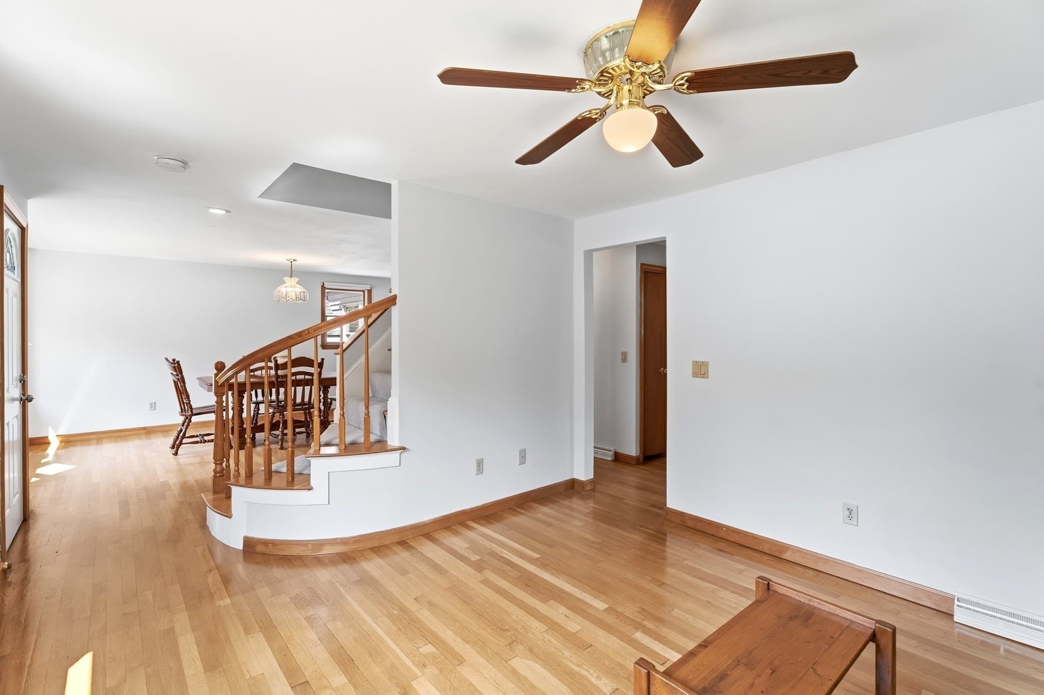 Single Family Residence at 1251 Shawsheen St, Tewksbury MA 01876, photo 11 of 42
