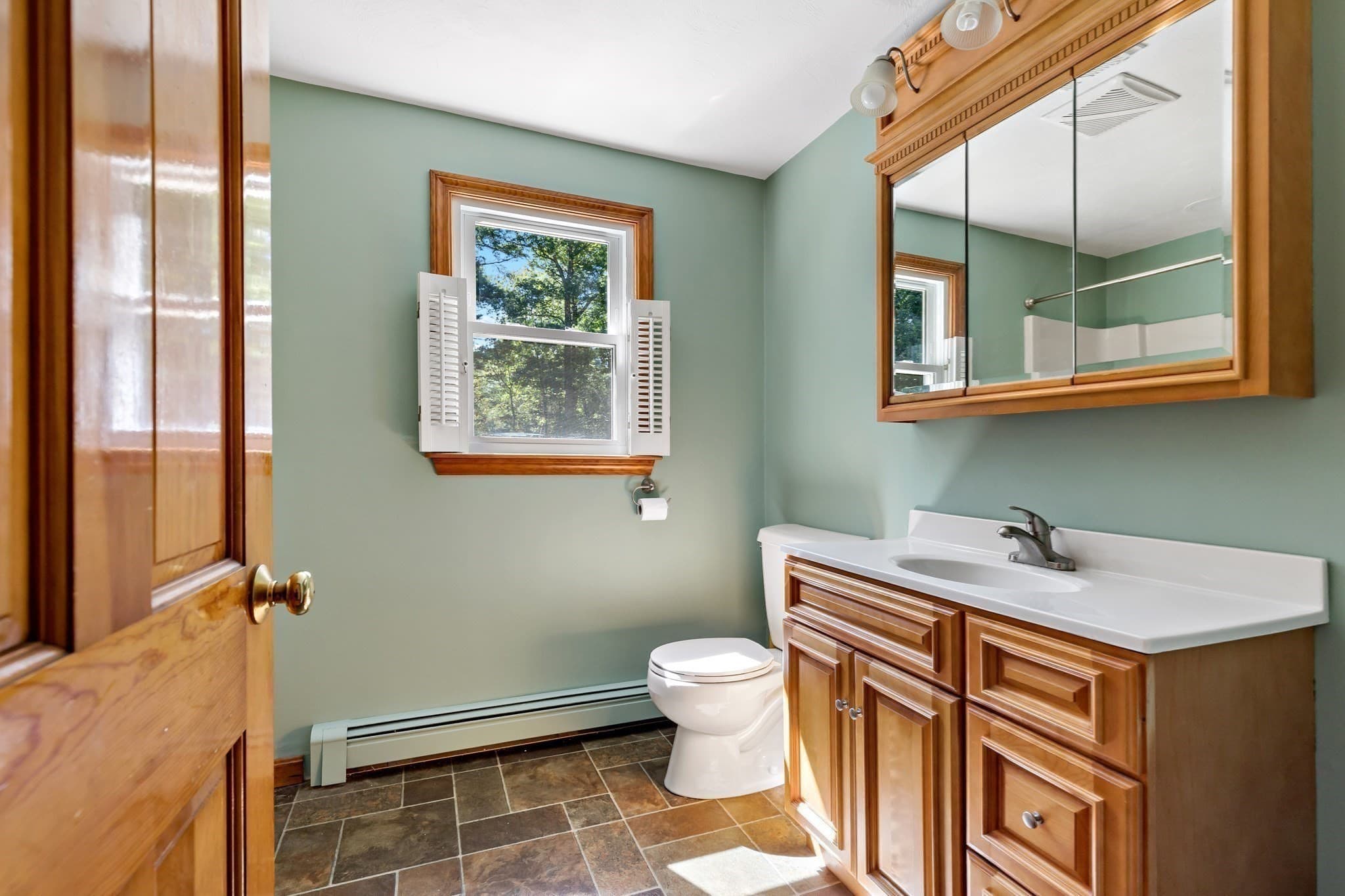 Single Family Residence at 10 Brenrae Dr, Middleboro MA 02346, Middleboro, photo 27 of 30