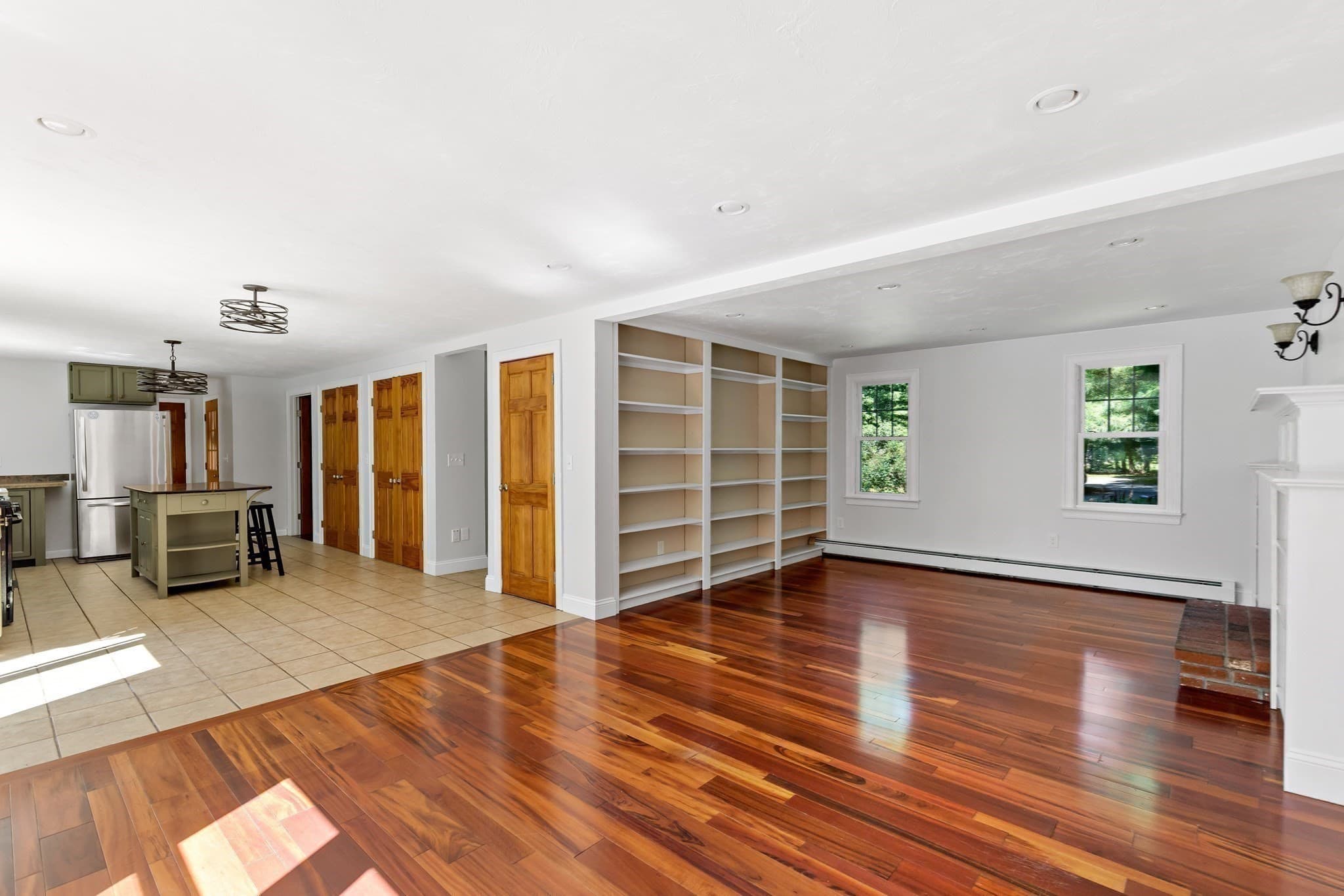 Single Family Residence at 10 Brenrae Dr, Middleboro MA 02346, Middleboro, photo 14 of 30