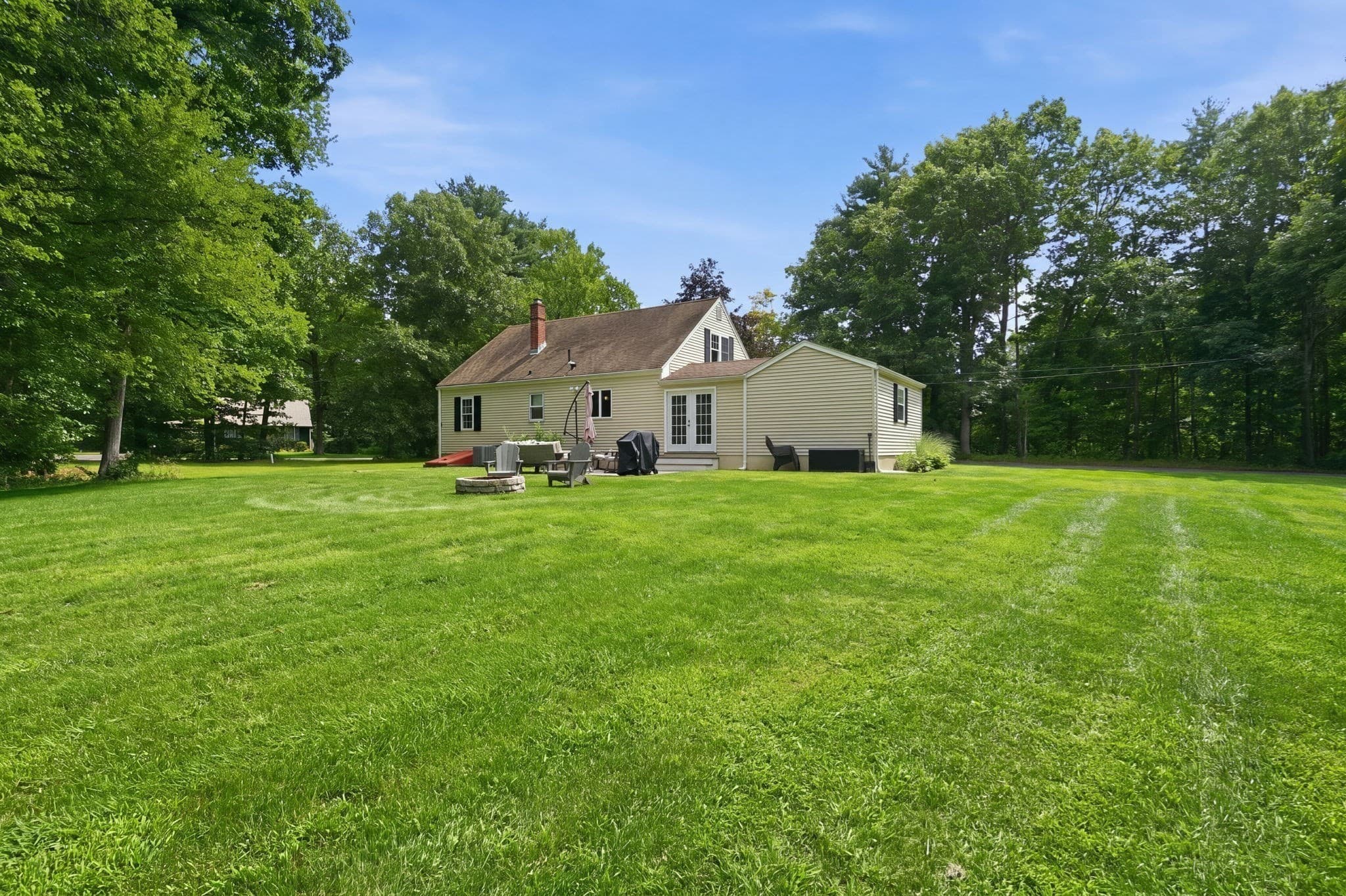 Single Family Residence at 35 Charles St, Hampden MA 01036, Hampden, photo 3 of 37