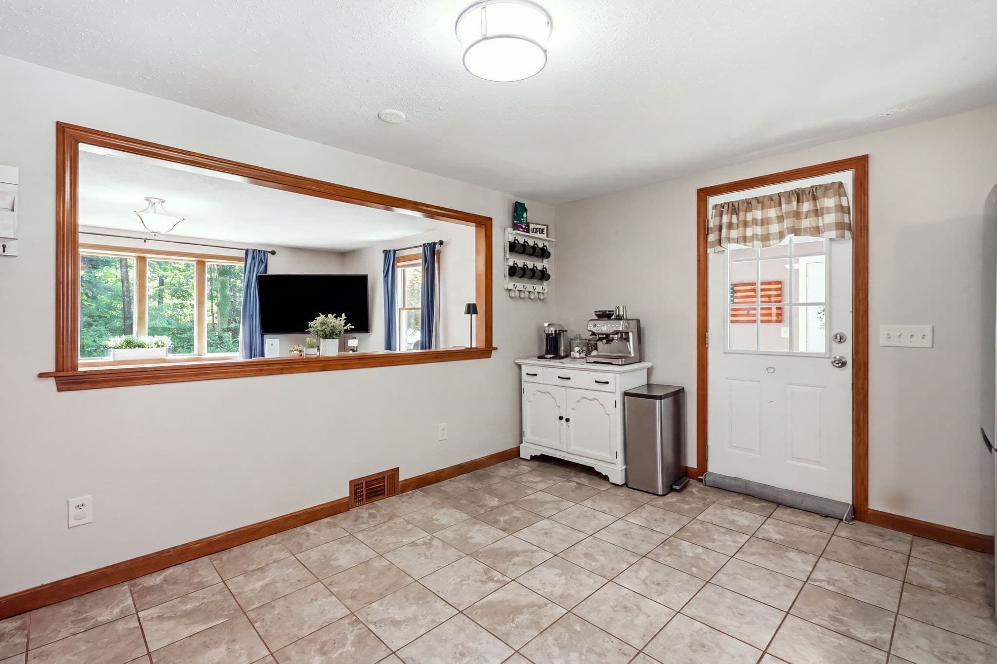 Single Family Residence at 35 Charles St, Hampden MA 01036, Hampden, photo 10 of 37
