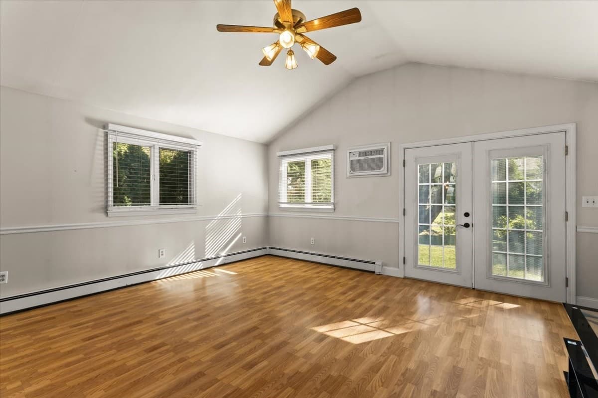 Single Family Residence at 16 Green Meadow Dr, Acushnet MA 02743, Acushnet, photo 13 of 42