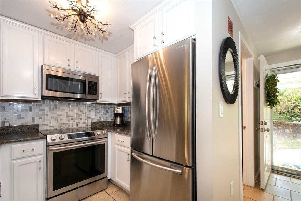 Condominium at 48 Westcliff Drive # 48, Plymouth MA 02360, Plymouth, photo 12 of 40