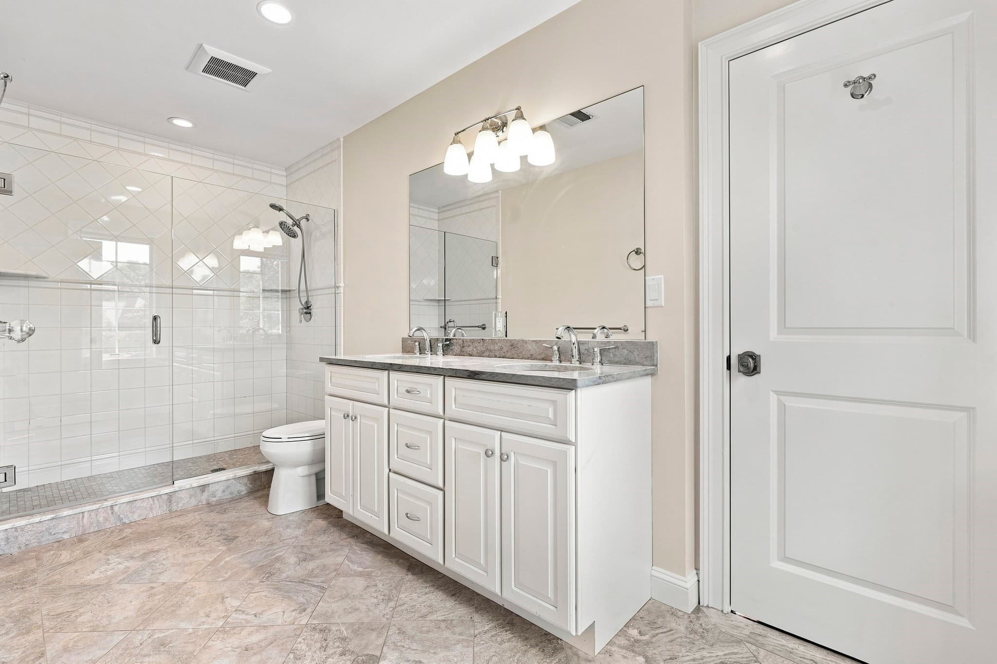 Single Family Residence at 31 Kesseler Way, Newton MA 02467, Newton, photo 21 of 38