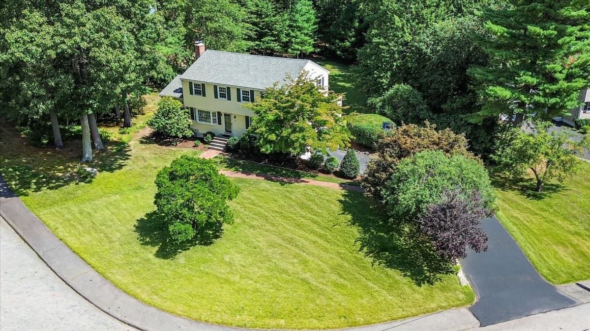 Single Family Residence at 19 Snyder Rd, Medfield MA 02052, Medfield, photo 4 of 42