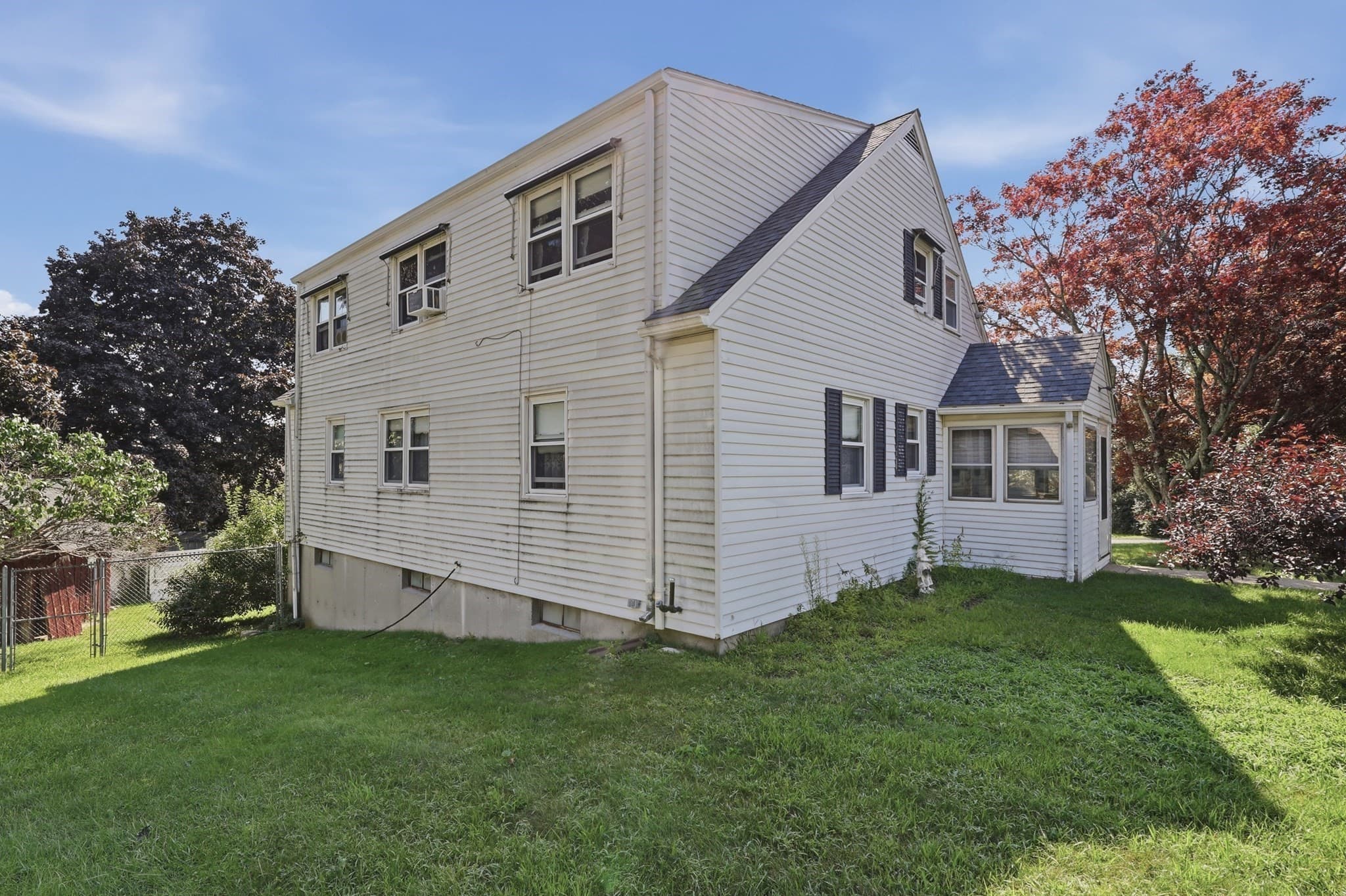 Single Family Residence at 4 Washington Street, Milford MA 01757, photo 5 of 36