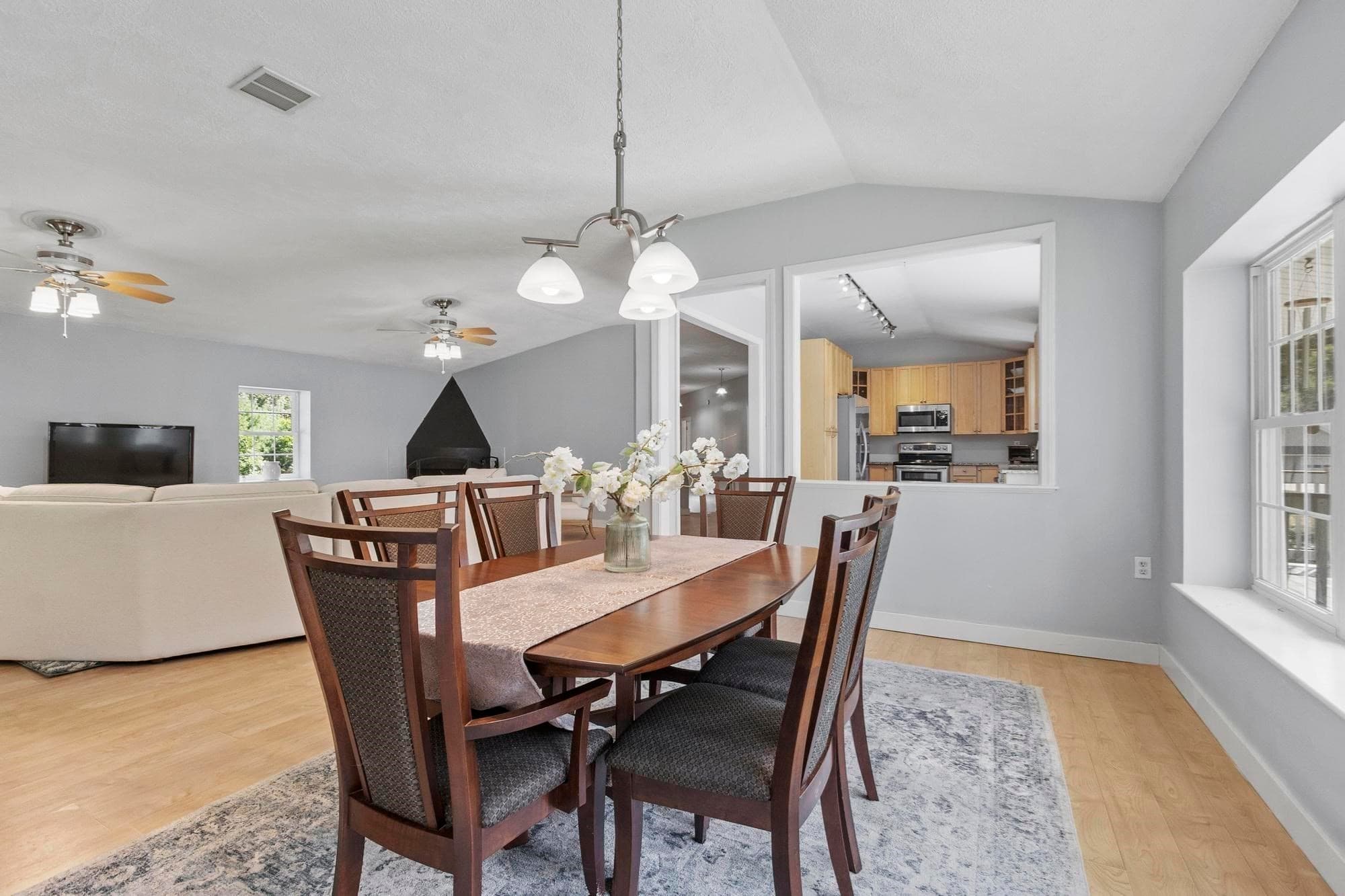 Single Family Residence at 2 Reed Lane, Littleton MA 01460, Littleton, photo 12 of 42