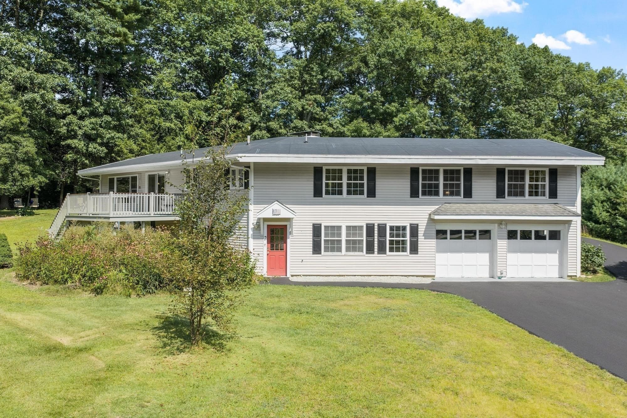 Single Family Residence at 2 Reed Lane, Littleton MA 01460, Littleton, photo 3 of 42