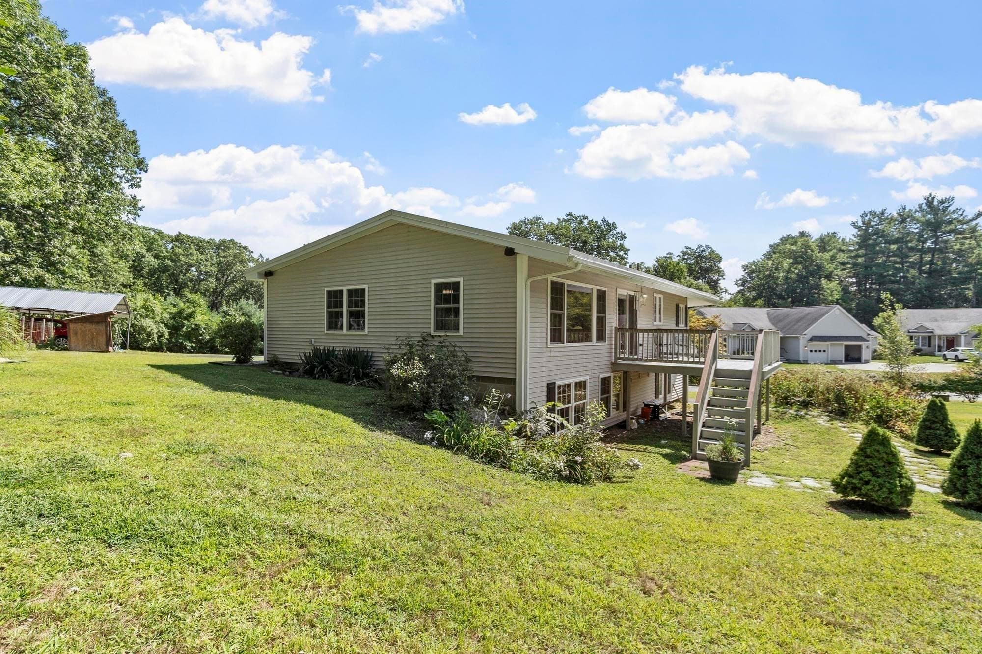 Single Family Residence at 2 Reed Lane, Littleton MA 01460, Littleton, photo 4 of 42