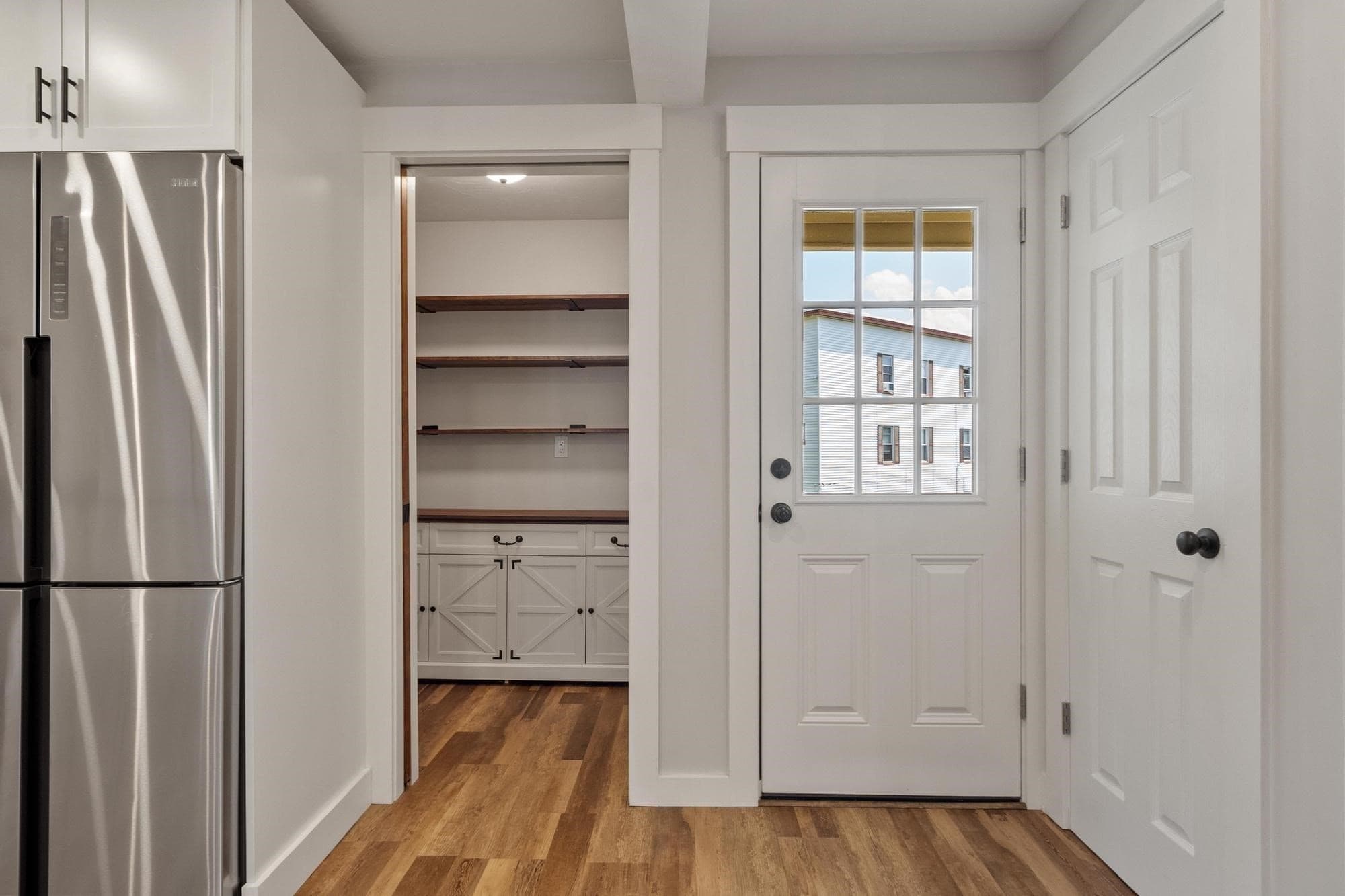 Single Family Residence at 460 Pleasant St, Gardner MA 01440, Gardner, photo 11 of 42