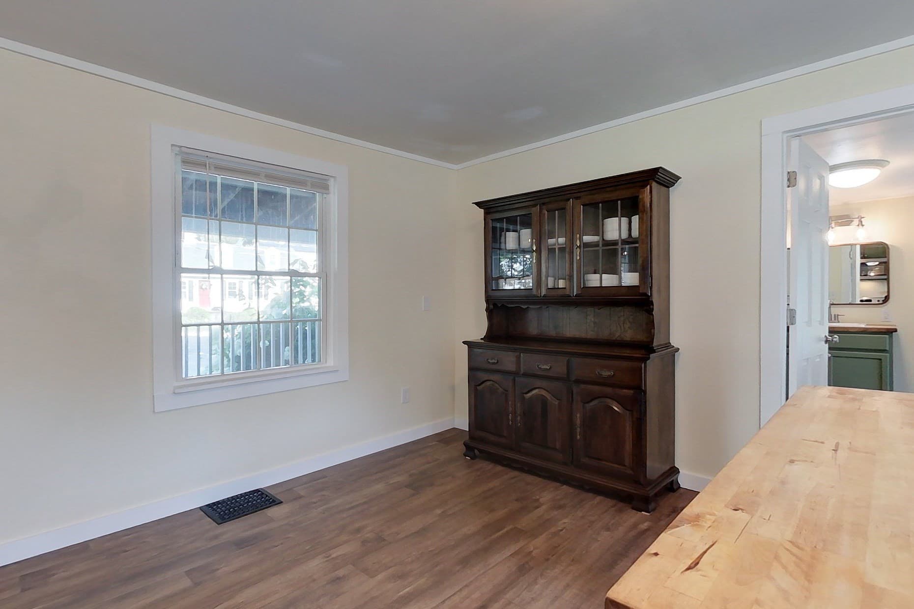 Single Family Residence at 50 Whiting St, Lunenburg MA 01462, Lunenburg, photo 6 of 31