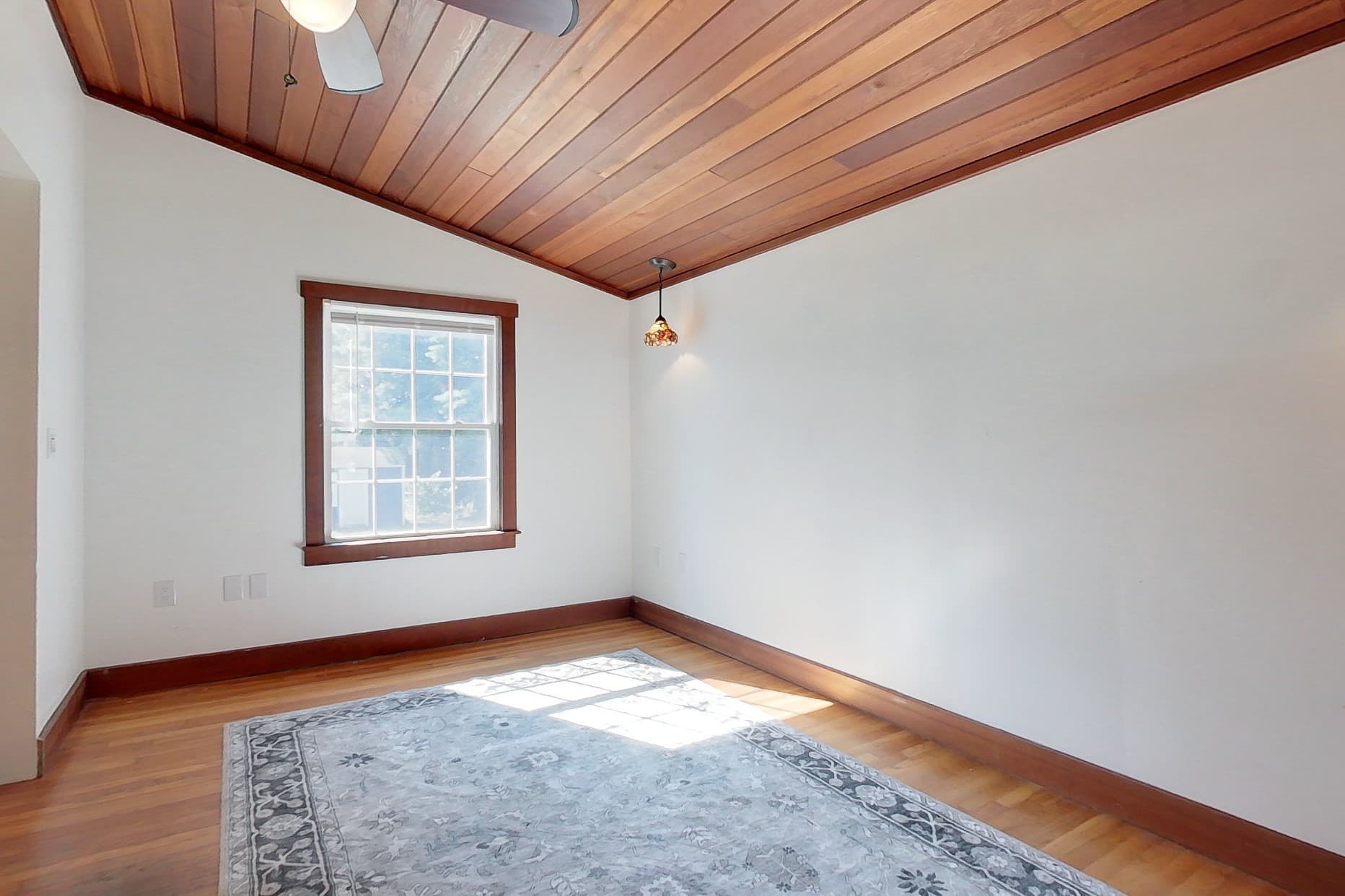 Single Family Residence at 50 Whiting St, Lunenburg MA 01462, Lunenburg, photo 12 of 31