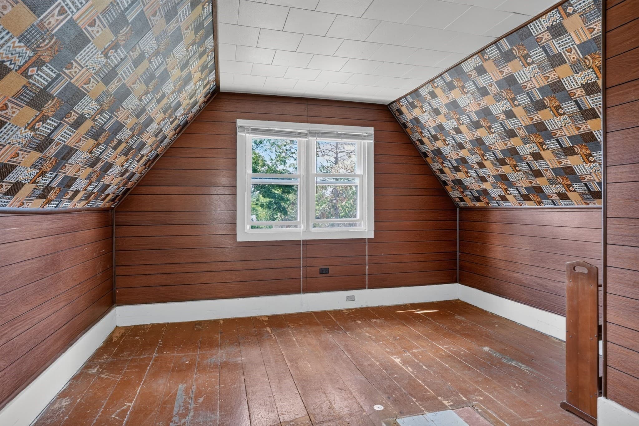 Single Family Residence at 120 Edinboro Street, Marlborough MA 01752, Marlborough, photo 16 of 22