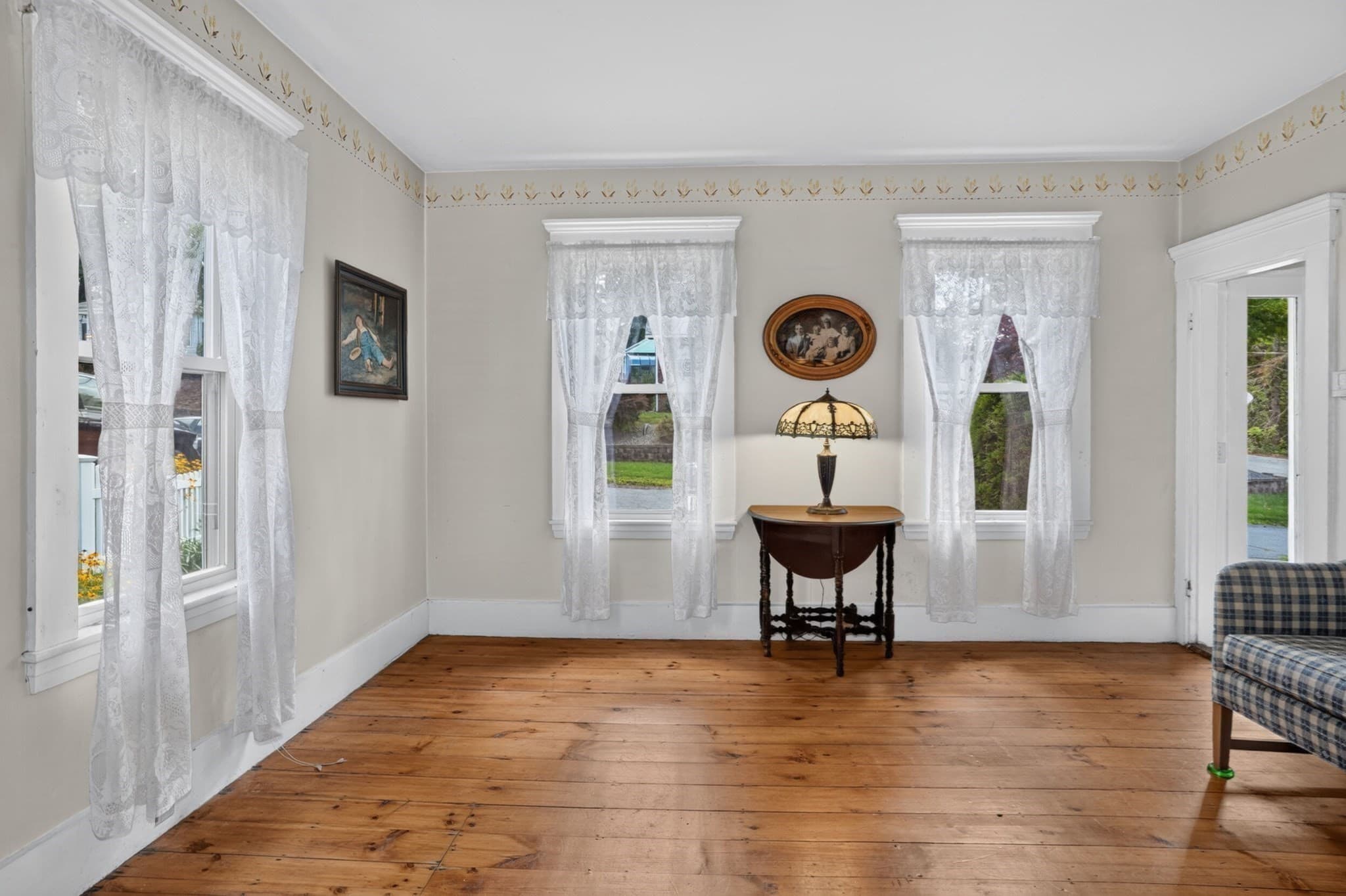 Single Family Residence at 120 Edinboro Street, Marlborough MA 01752, Marlborough, photo 10 of 22