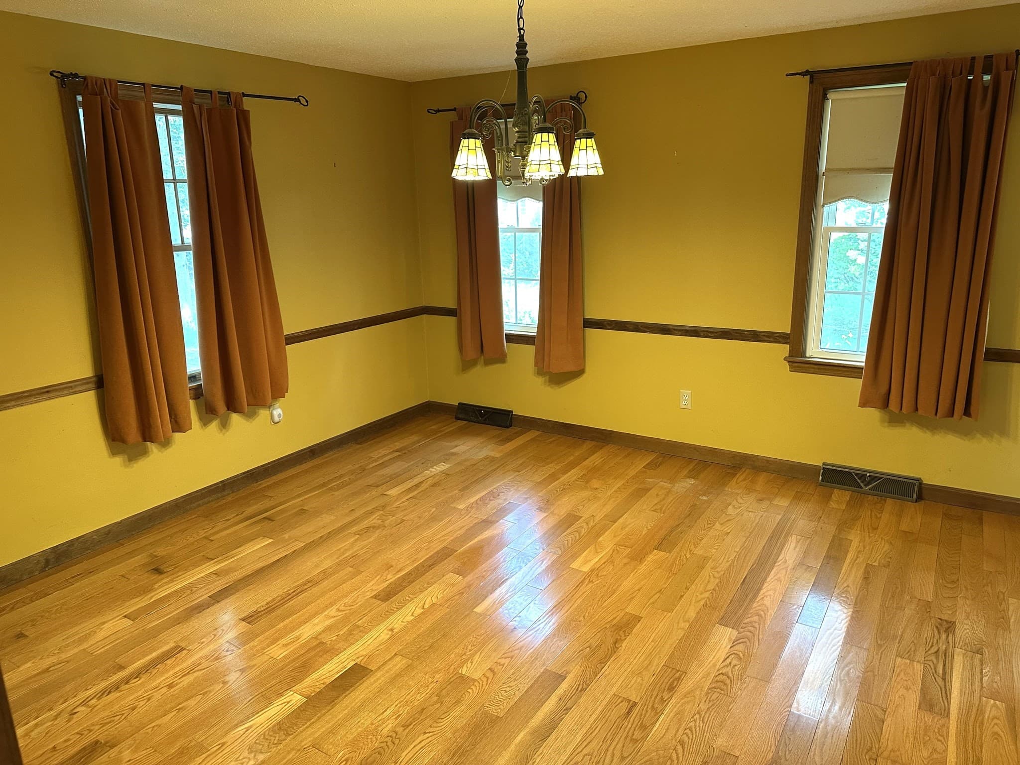Single Family Residence at 8 Deep Wood Dr, Sandwich MA 02563, Sandwich, photo 8 of 18