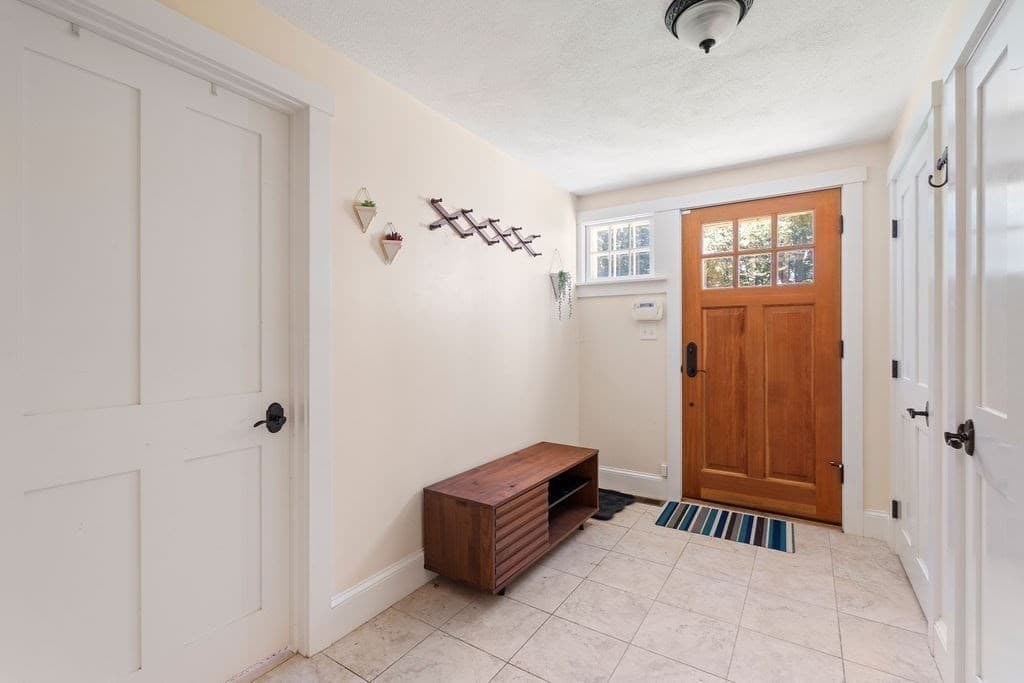Single Family Residence at 96A High Street, Topsfield MA 01983, Topsfield, photo 6 of 42