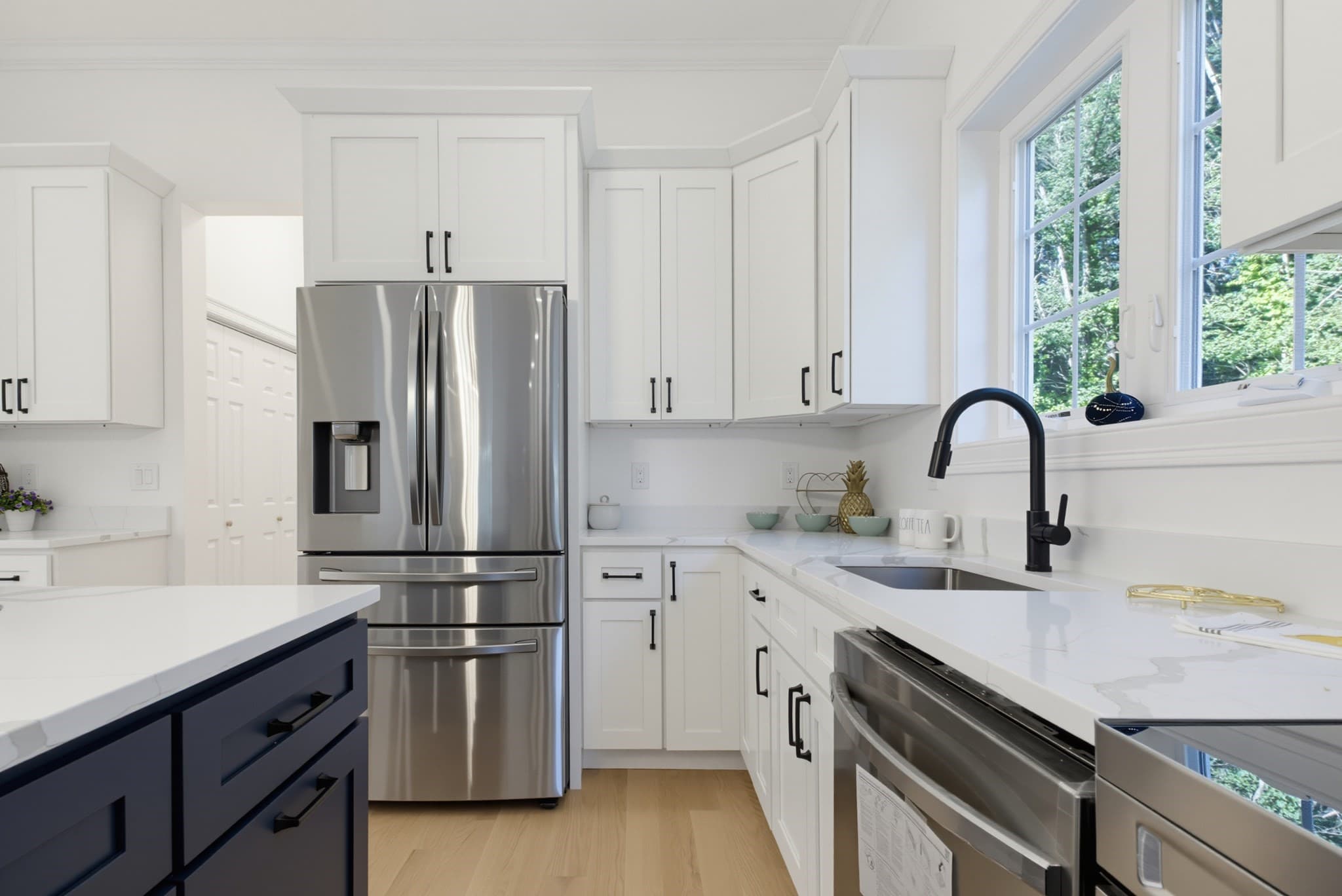 Single Family Residence at 90 Berry Corner Rd, Charlton MA 01507, Charlton, photo 8 of 42
