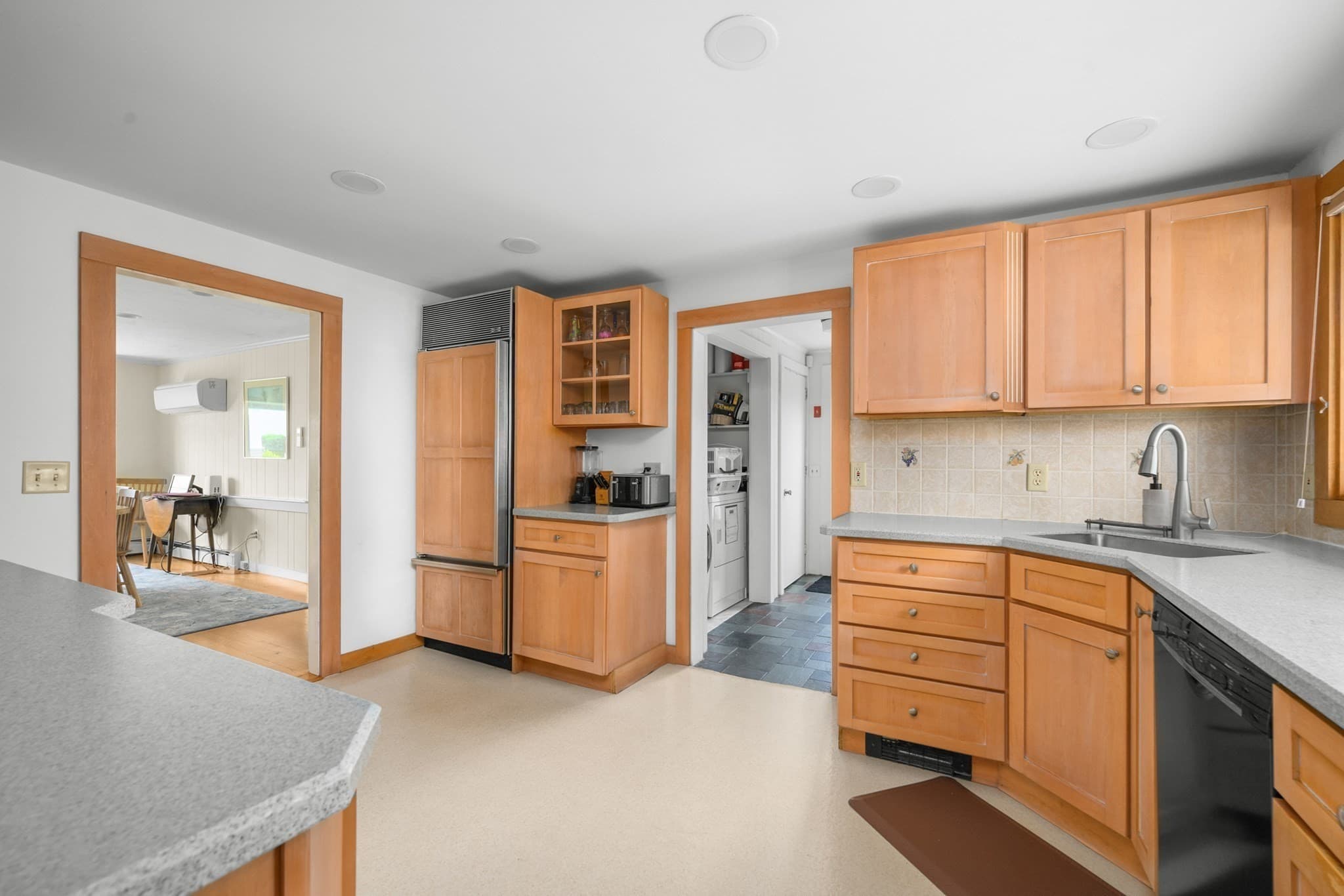 Single Family Residence at 12 Wyndemere Bluffs Rd, Harwich MA 02646, Harwich, photo 14 of 35