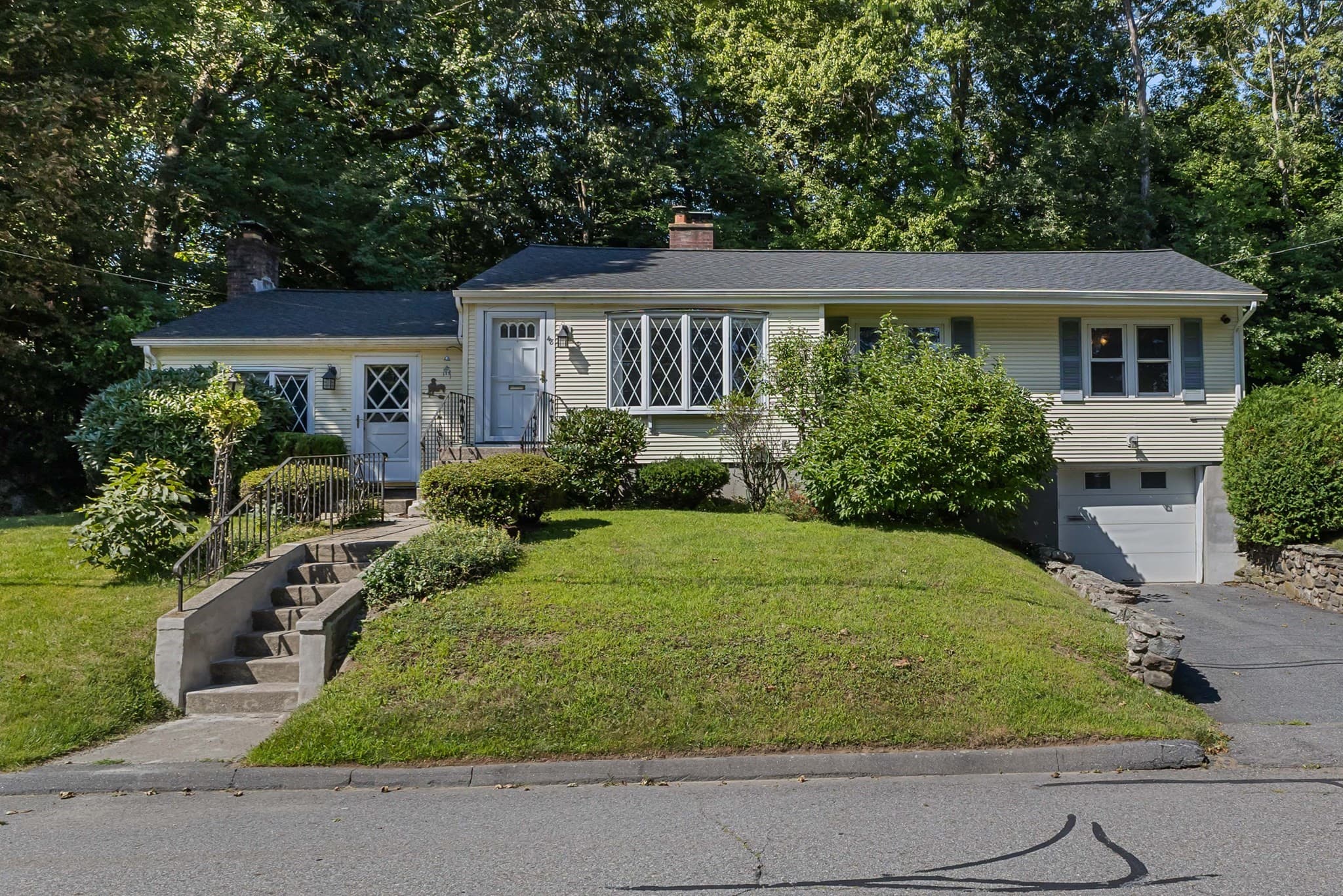 48 Washington St, Shrewsbury MA 01545