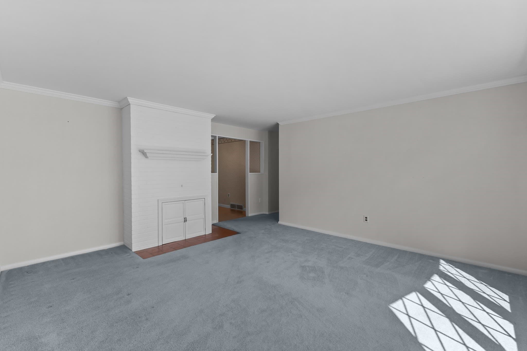 Single Family Residence at 48 Washington St, Shrewsbury MA 01545, Shrewsbury, photo 5 of 36
