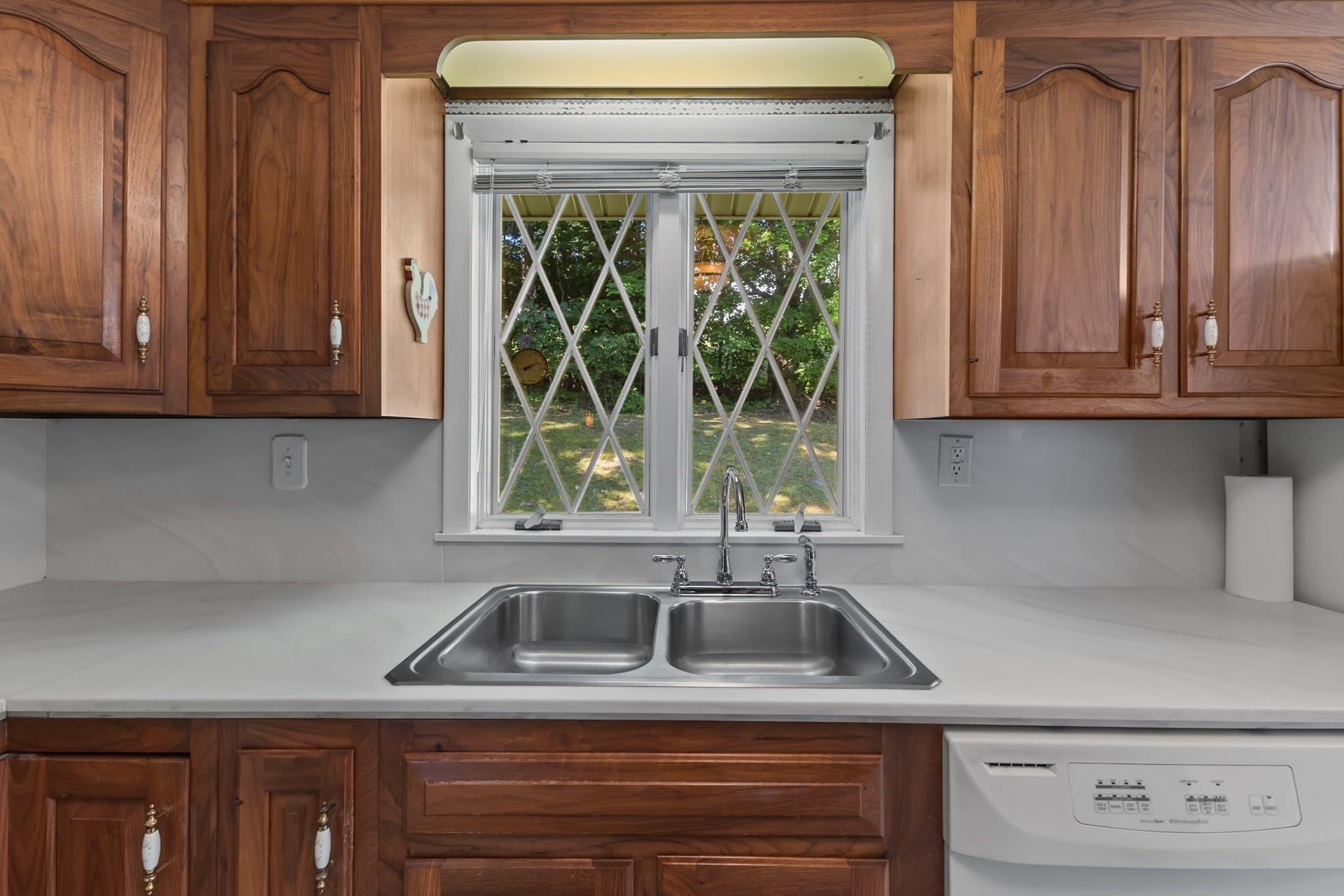 Single Family Residence at 48 Washington St, Shrewsbury MA 01545, Shrewsbury, photo 10 of 36