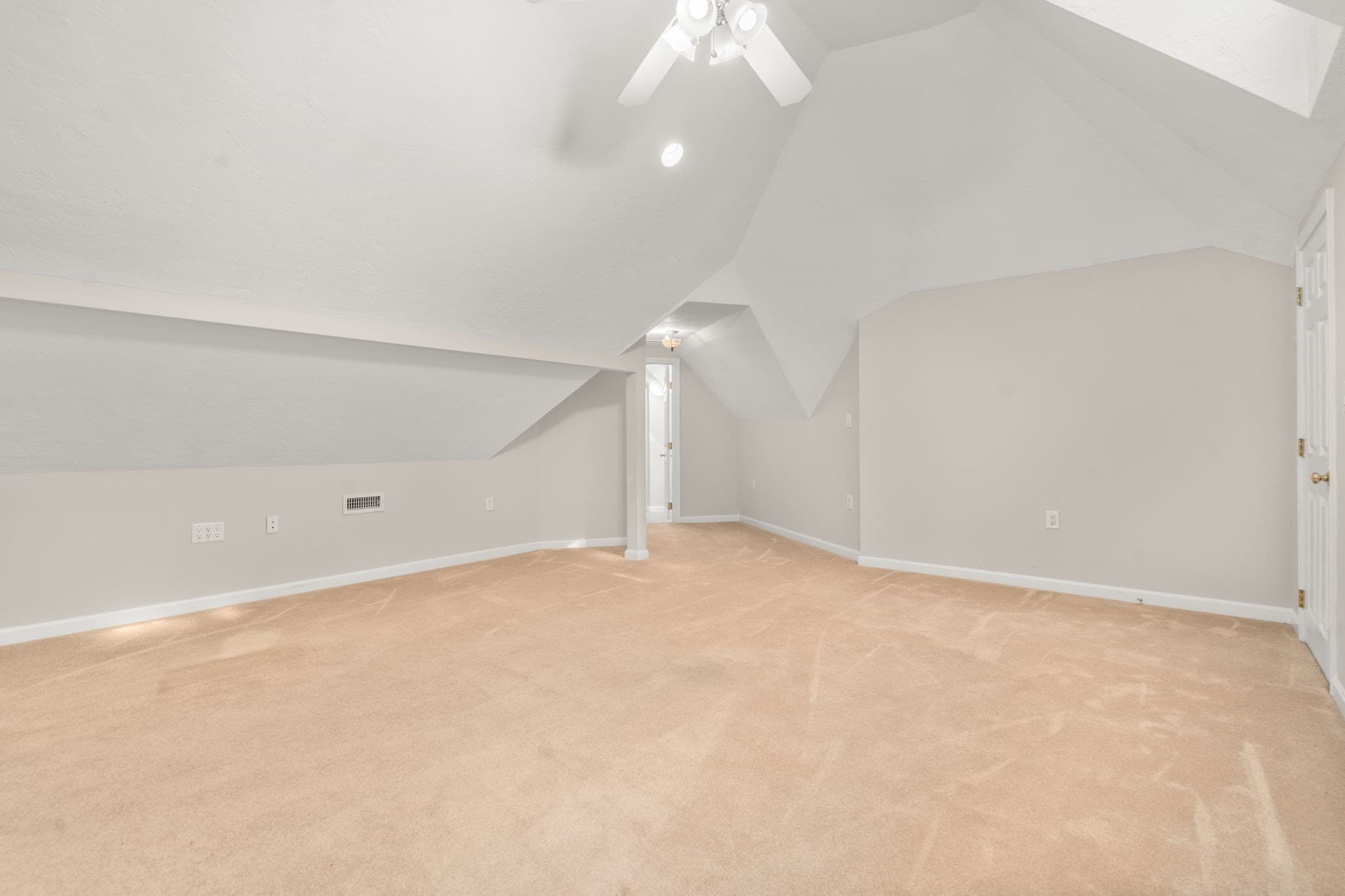 Single Family Residence at 41 George Hill Rd, Grafton MA 01519, Grafton, photo 13 of 29