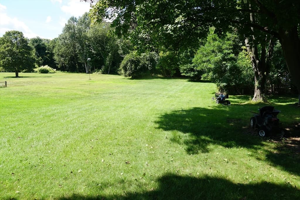 Single Family Residence at 33 Warren Street, Taunton MA 02780, Taunton, photo 6 of 28