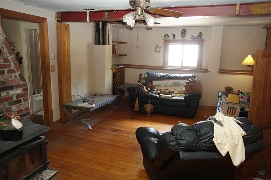 Single Family Residence at 33 Warren Street, Taunton MA 02780, Taunton, photo 13 of 28