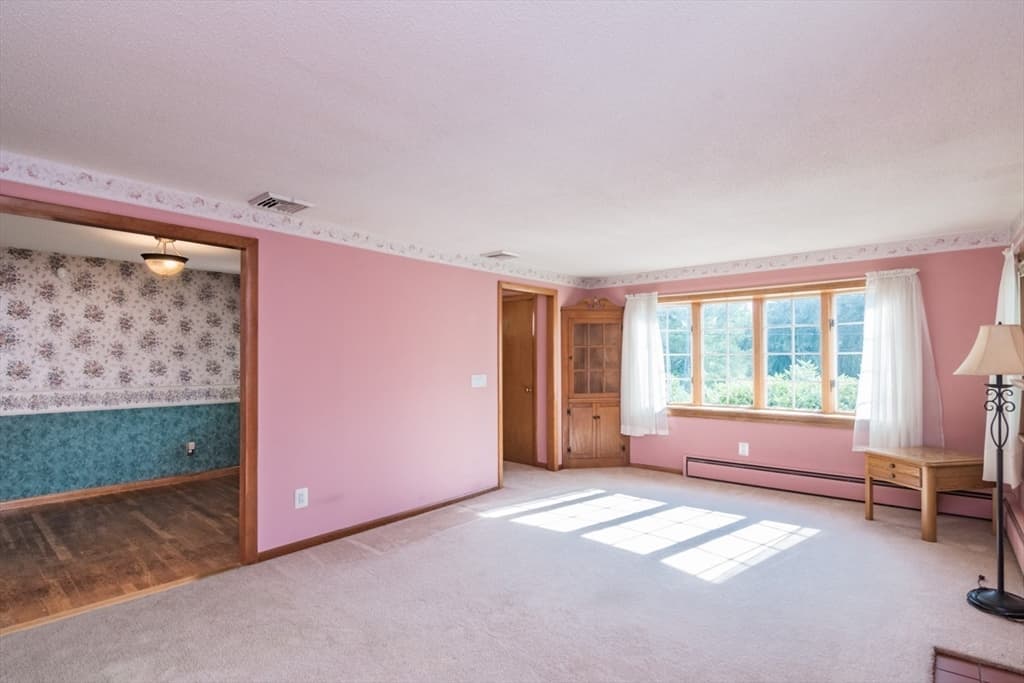 Single Family Residence at 98 Circle Dr, West Springfield MA 01089, West Springfield, photo 16 of 42