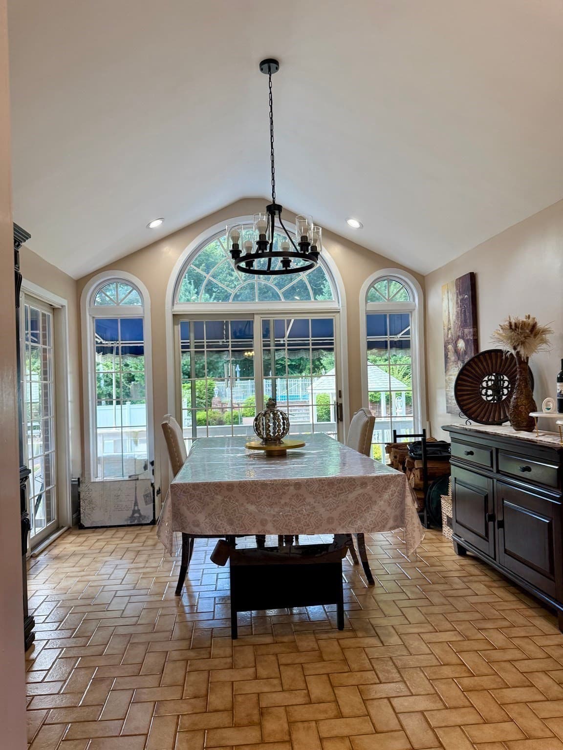 Single Family Residence at 179 Slocum Road, Dartmouth MA 02747, photo 6 of 22