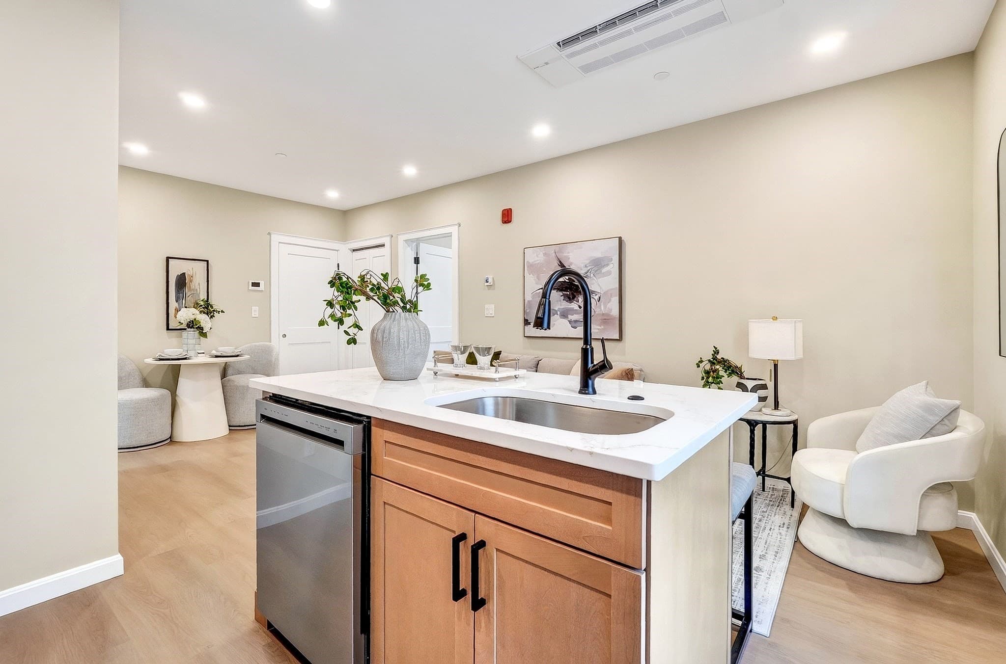Condominium at 22 Pauline St. # 3, Winthrop MA 02152, Winthrop, photo 9 of 19
