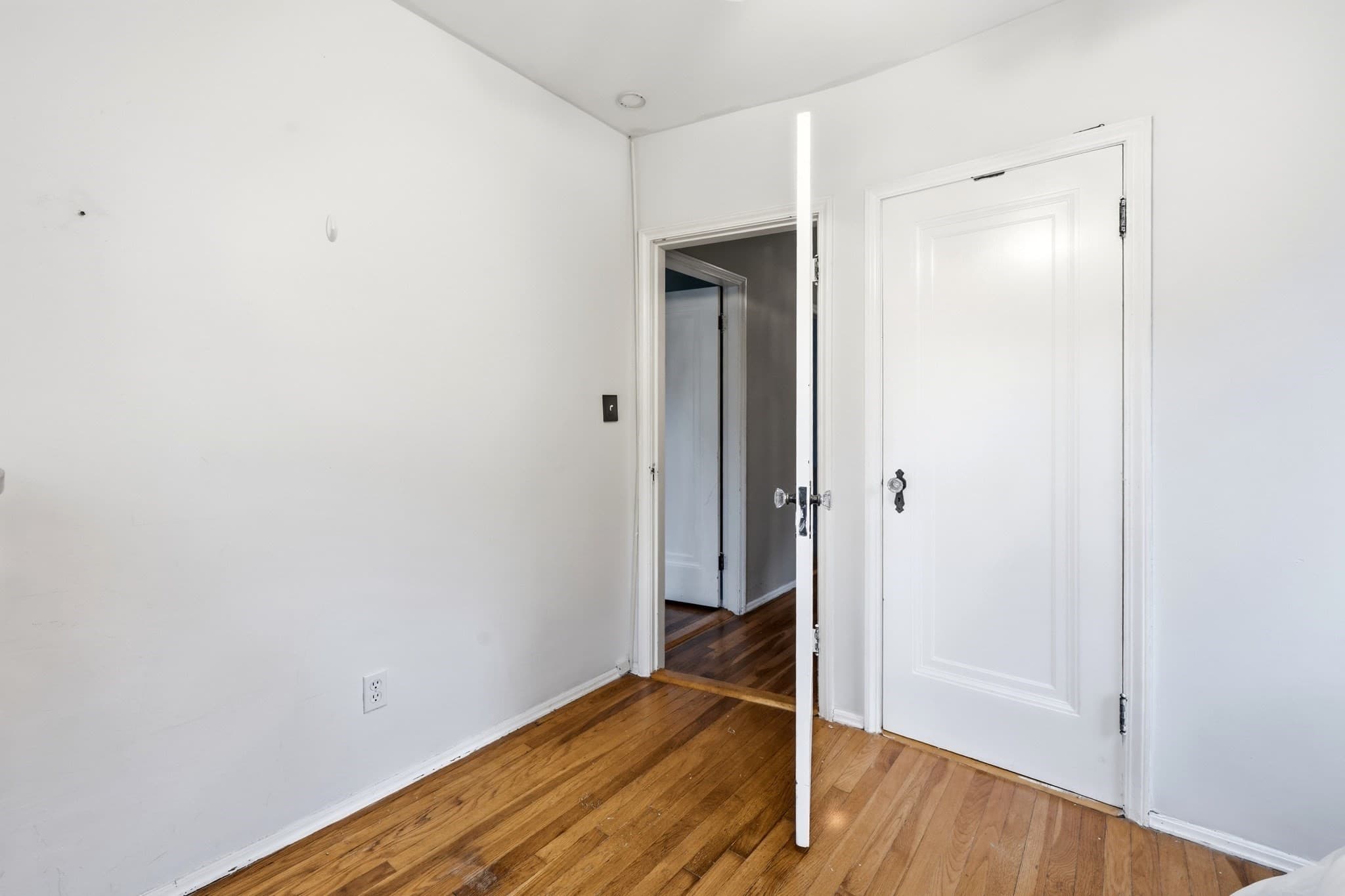 Single Family Residence at 1 Belvidere Ave, Worcester MA 01605, Worcester, photo 16 of 29