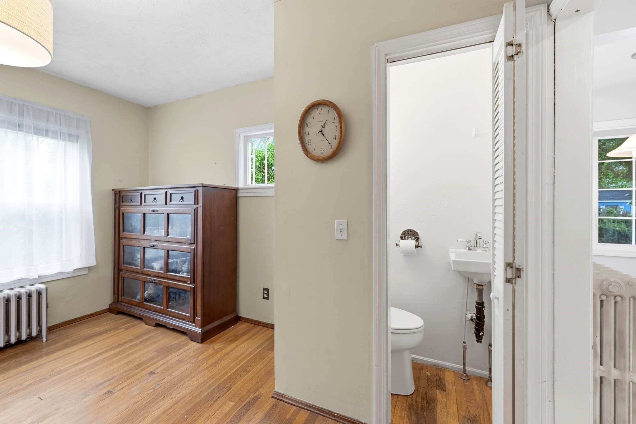 Single Family Residence at 1 Belvidere Ave, Worcester MA 01605, Worcester, photo 10 of 29
