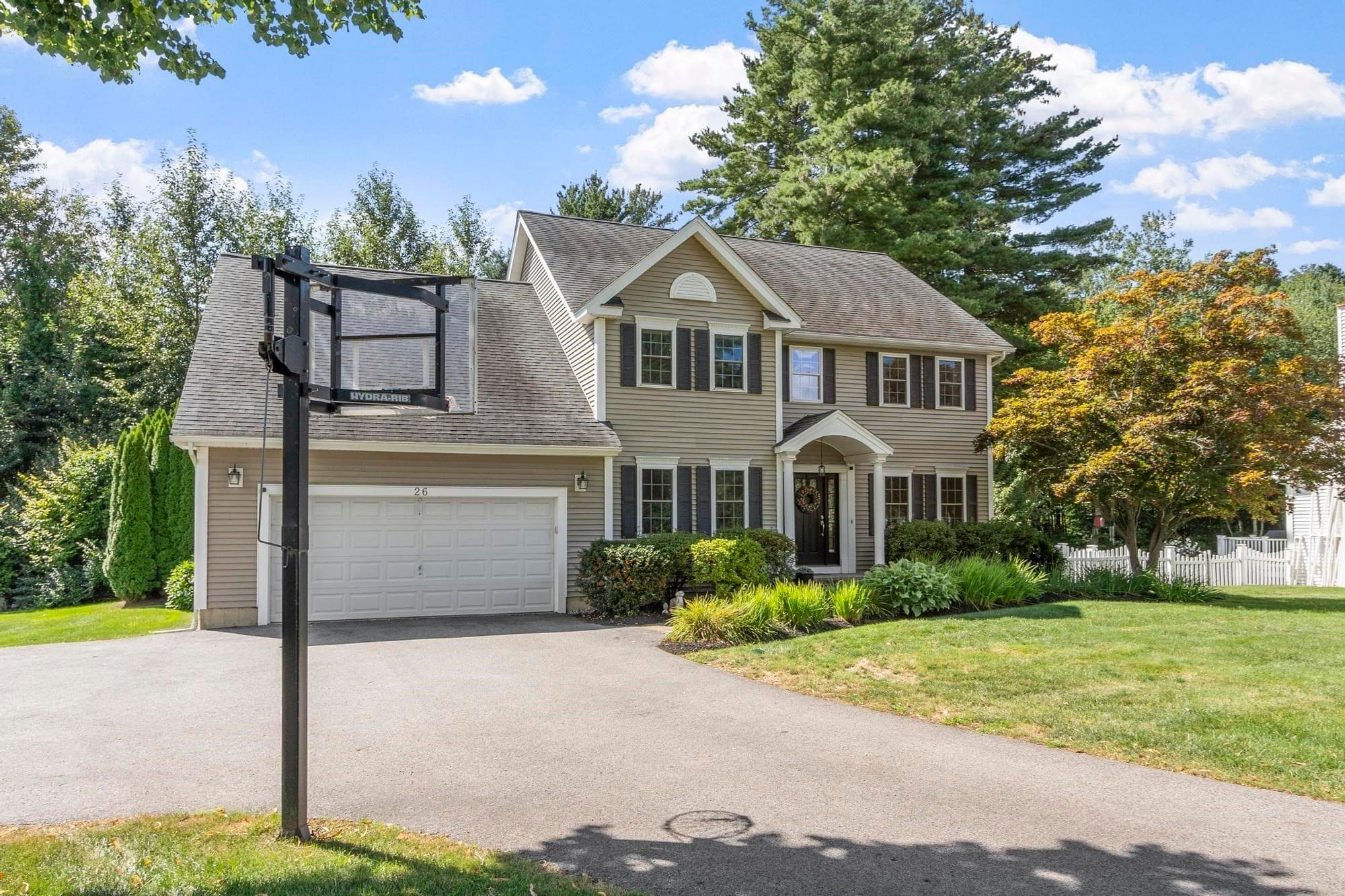 Single Family Residence at 26 Wildwood Dr, Southborough MA 01772, Southborough, photo 2 of 42