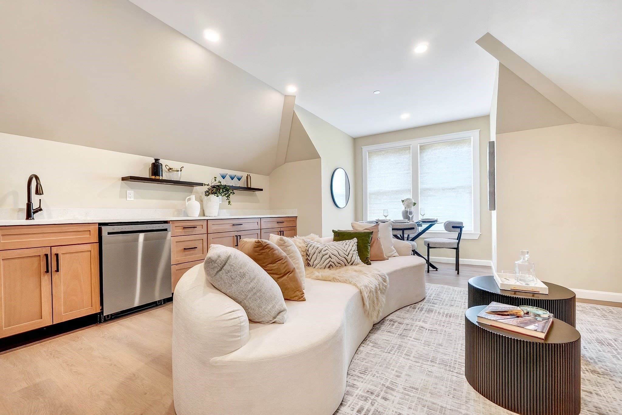 Condominium at 22 Pauline St. # 5, Winthrop MA 02152, Winthrop, photo 4 of 20