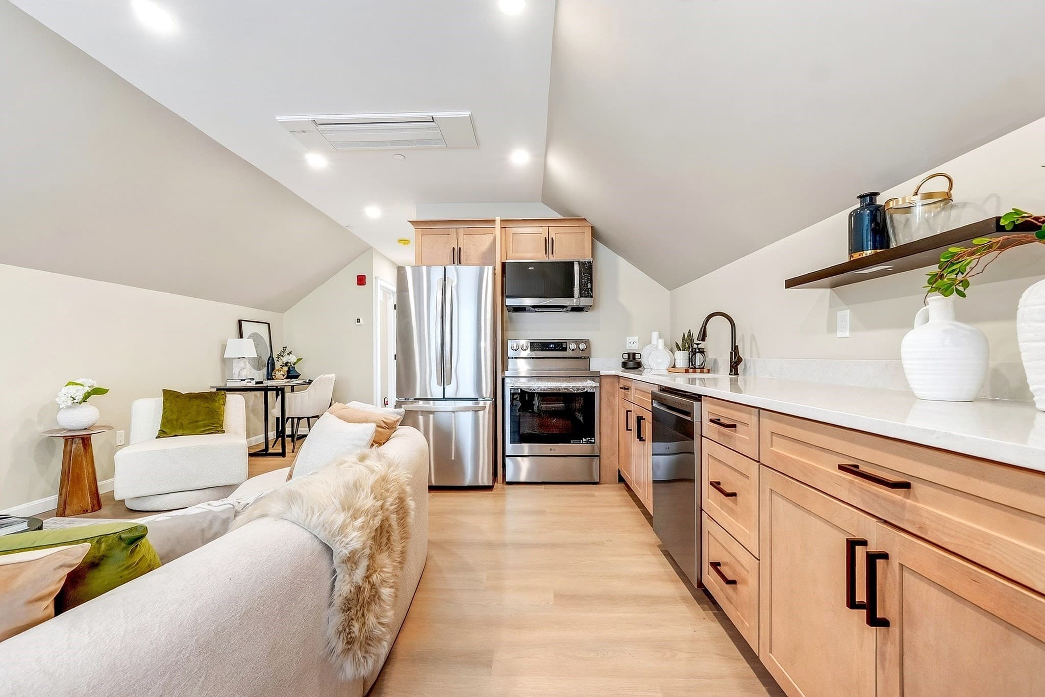 Condominium at 22 Pauline St. # 5, Winthrop MA 02152, Winthrop, photo 8 of 20