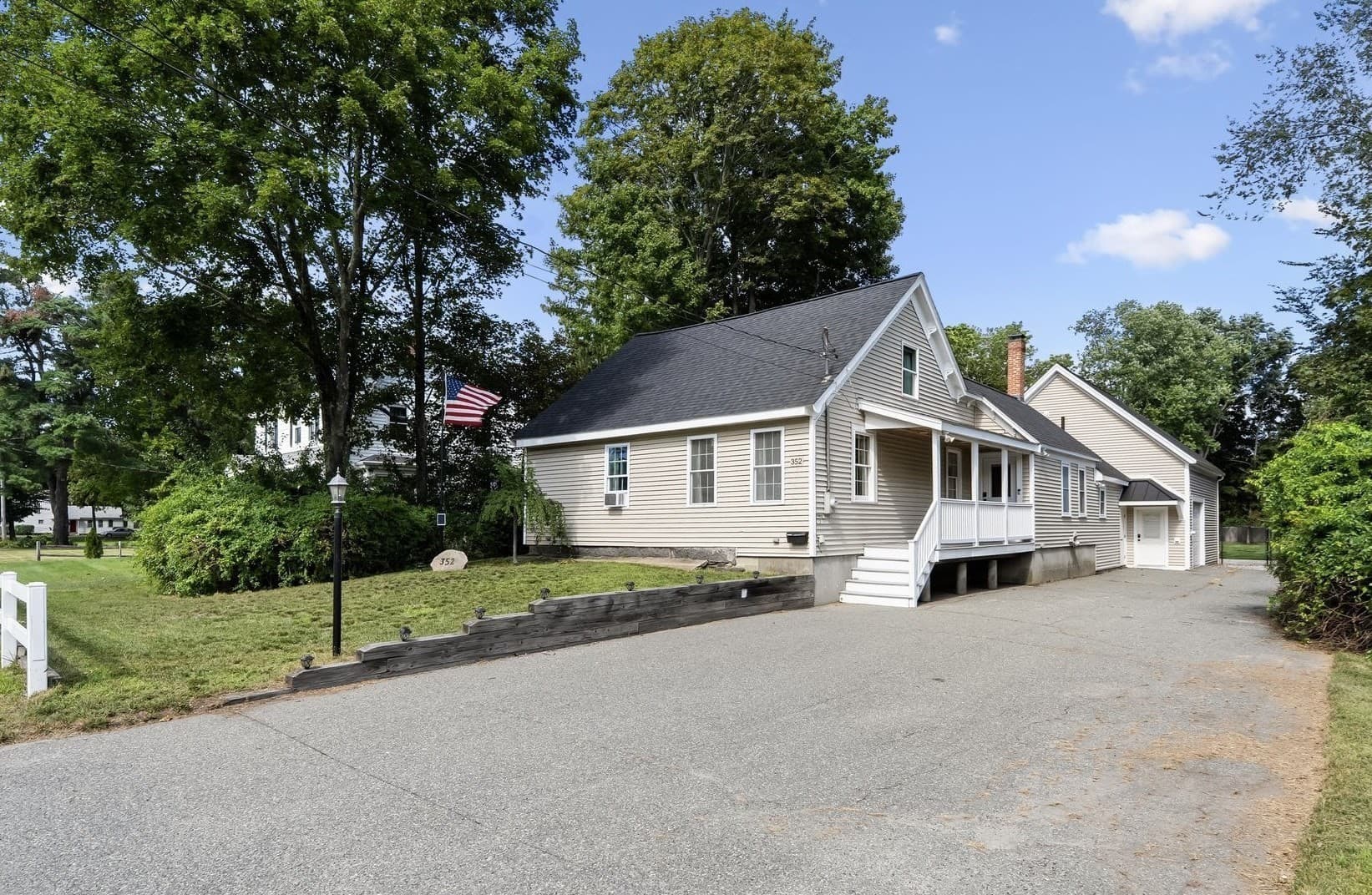 352 Plymouth St, Abington MA 02351