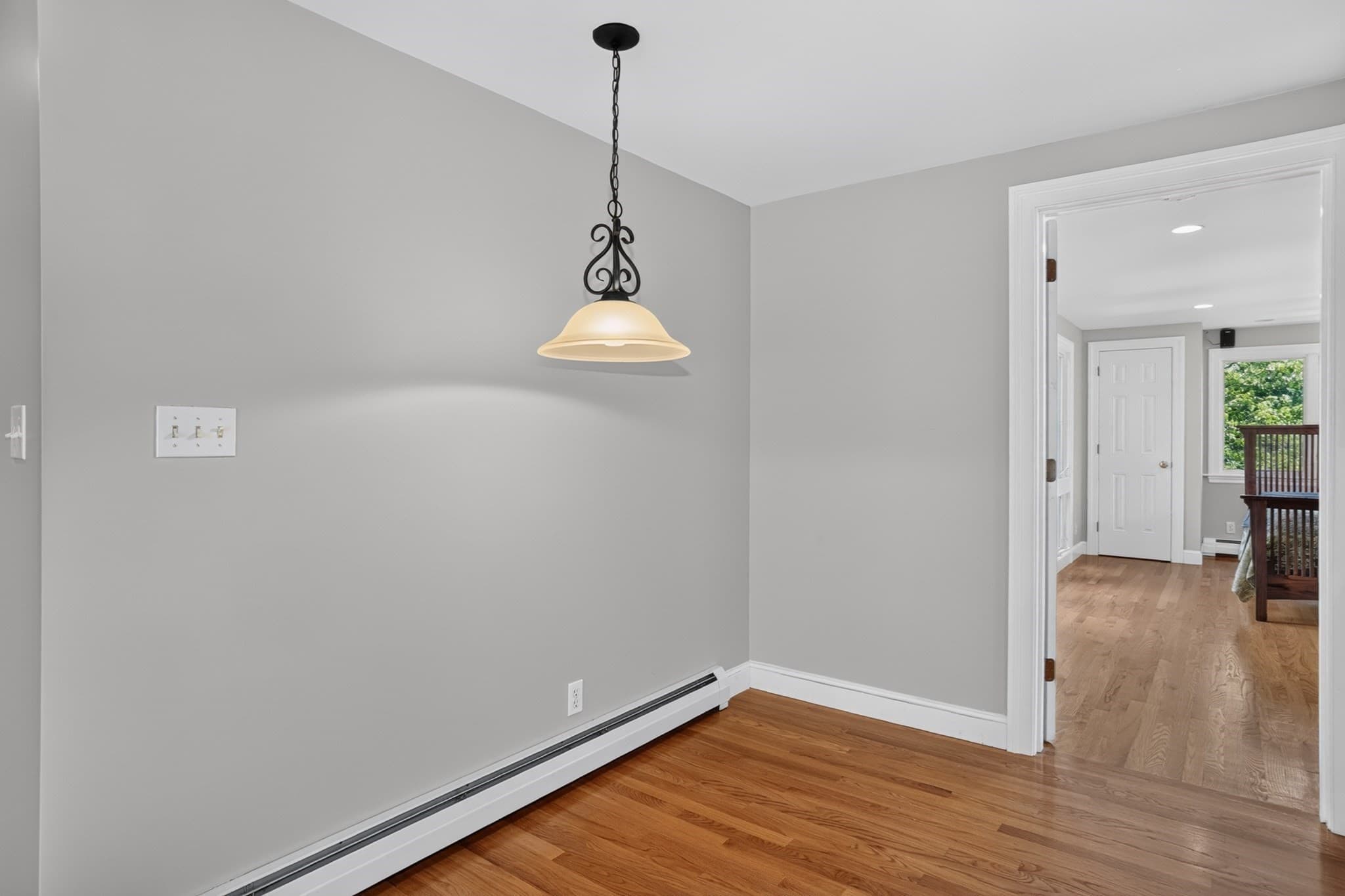 Single Family Residence at 32 Lantern Ln, Burlington MA 01803, Burlington, photo 12 of 33