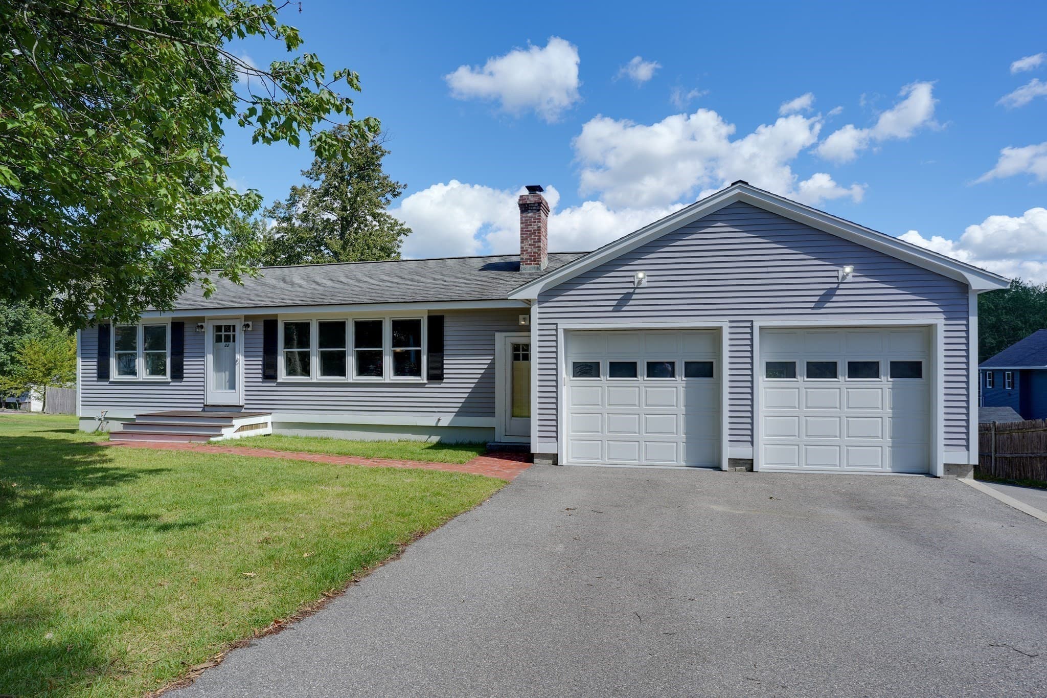 Single Family Residence at 32 Lantern Ln, Burlington MA 01803, Burlington, photo 3 of 33