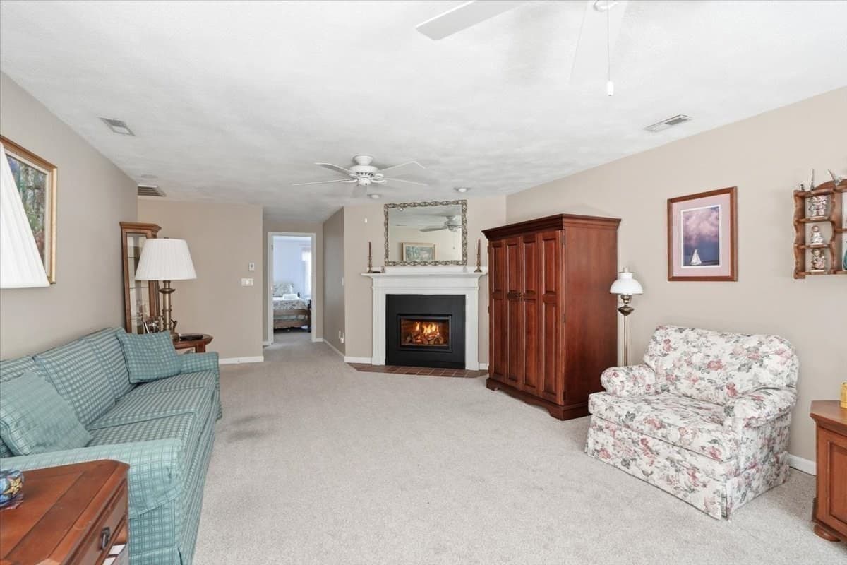 Condominium at 225 Lincoln St # G4, Duxbury MA 02332, Duxbury, photo 22 of 35