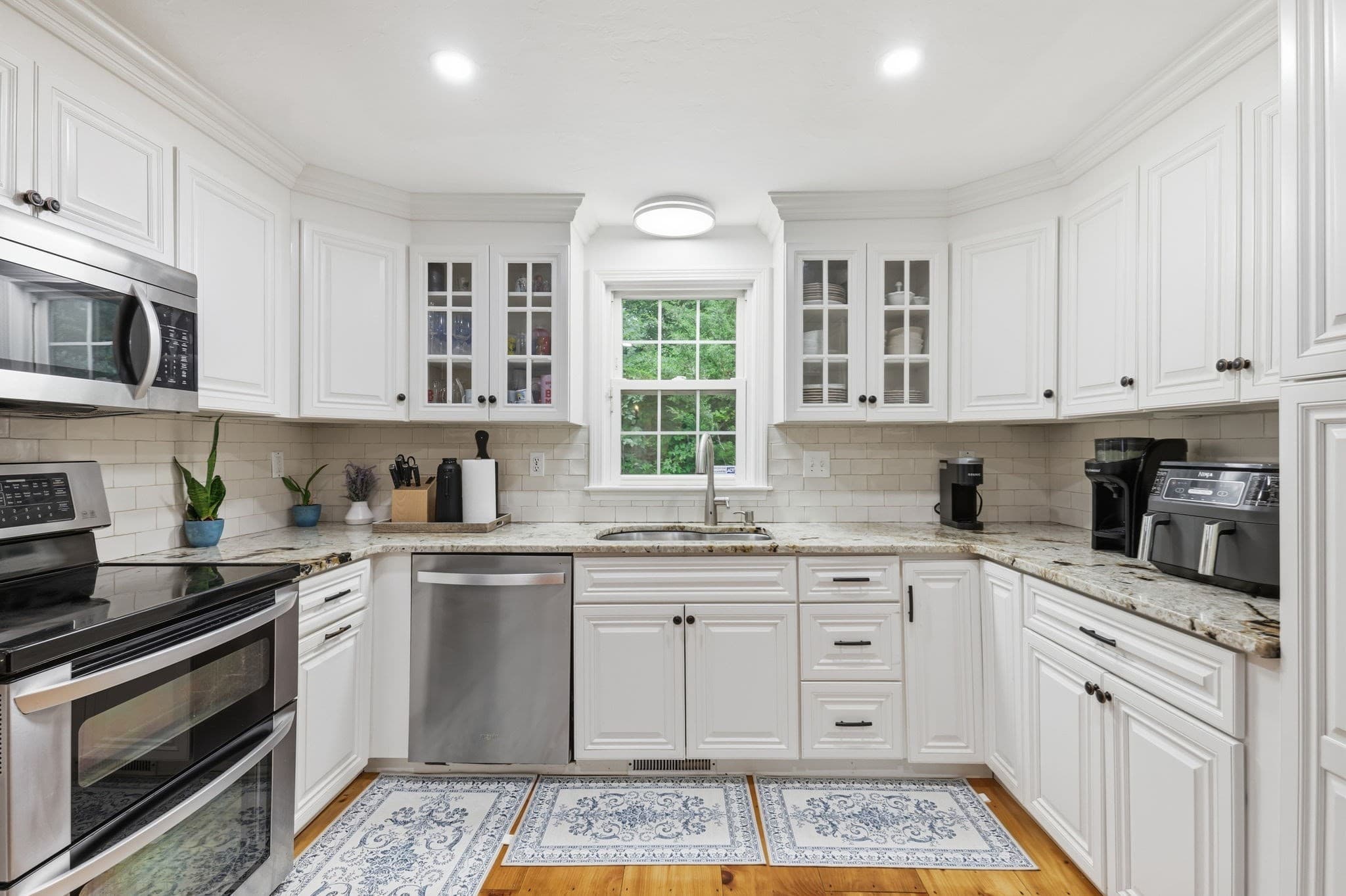 Single Family Residence at 359 Se Main St, Douglas MA 01516, Douglas, photo 6 of 42