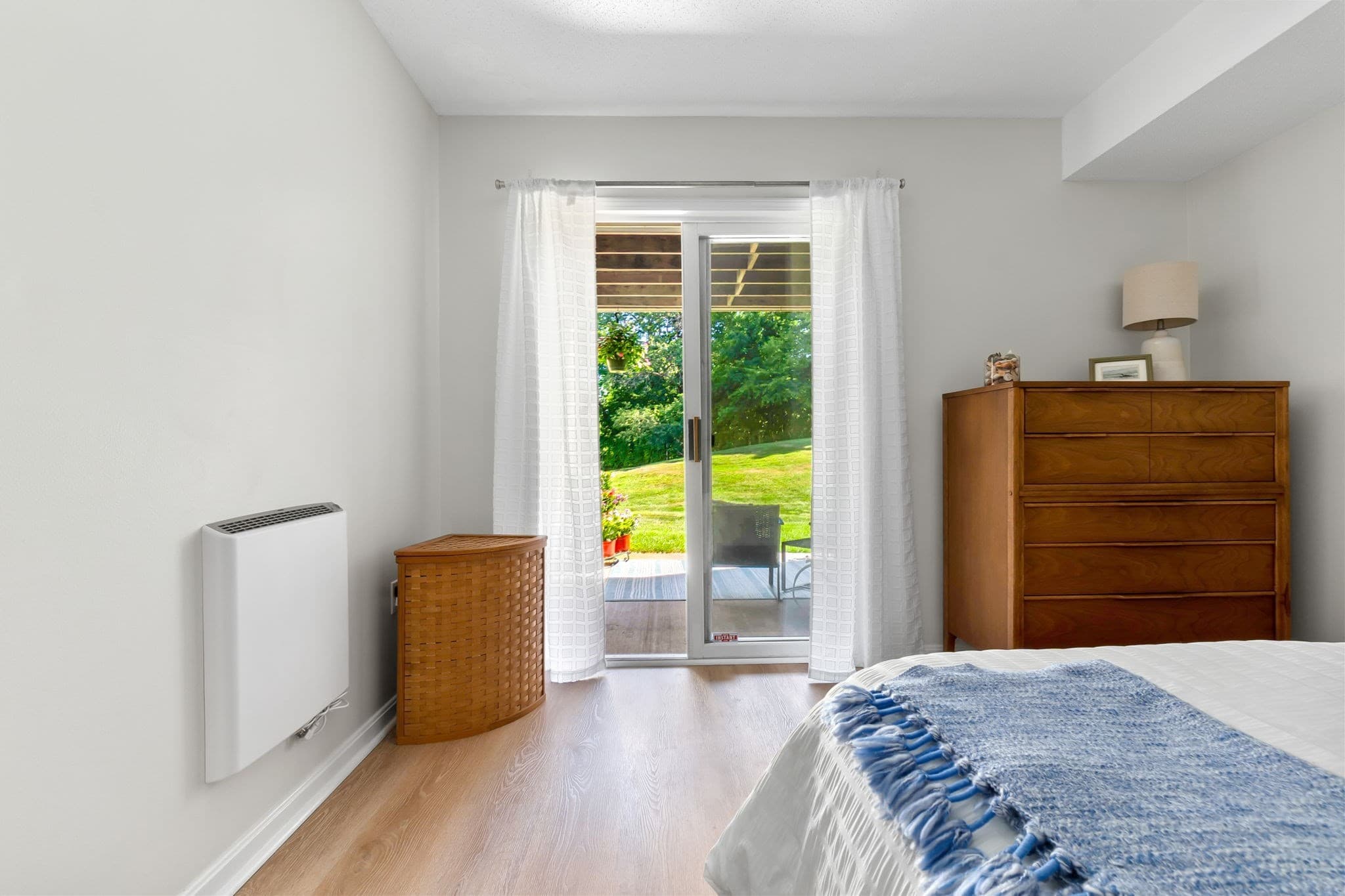 Condominium at 4 Duck Pond Rd # 206, Beverly MA 01915, Beverly, photo 11 of 29
