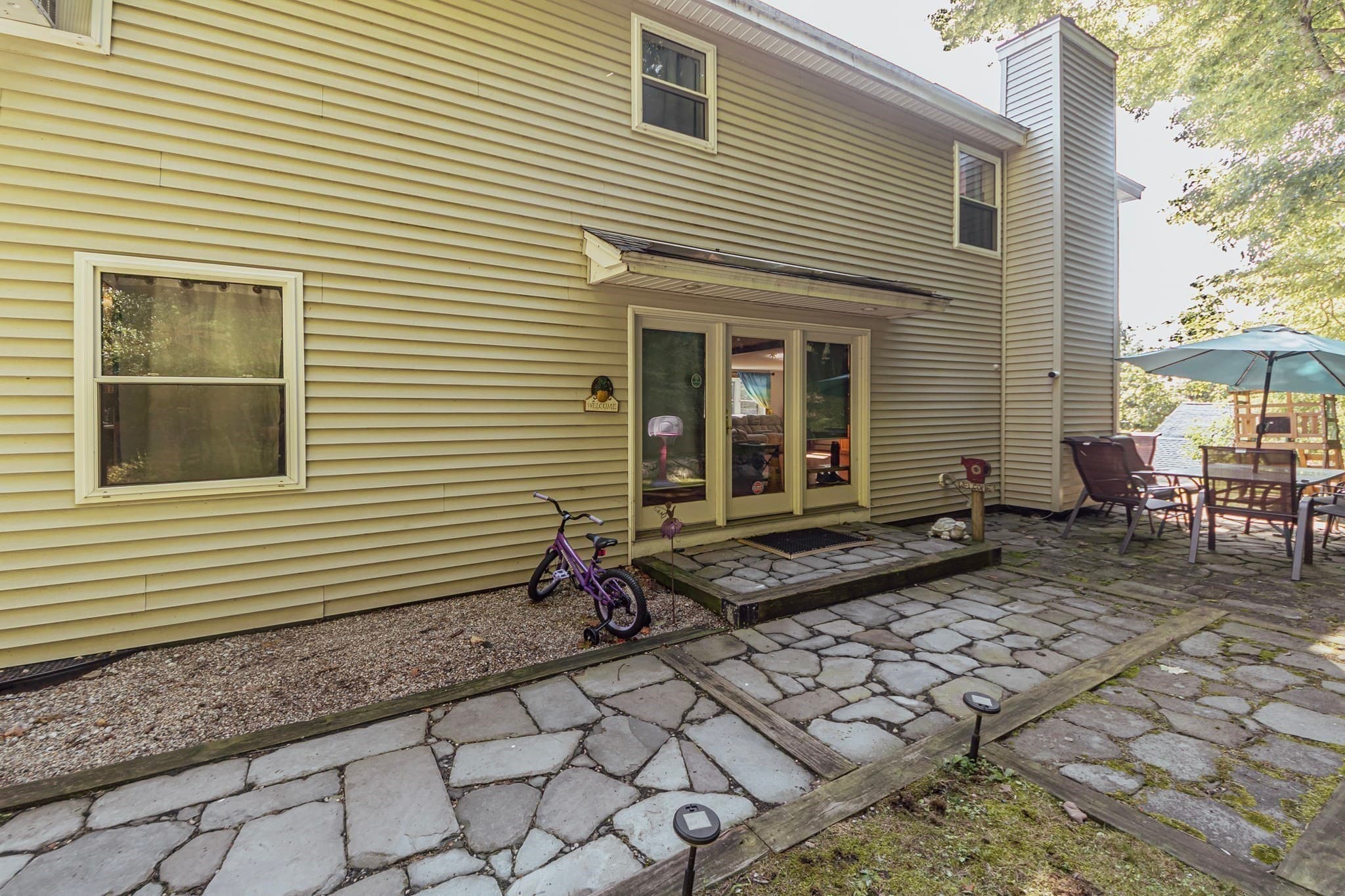 Single Family Residence at 50 Linwood Street, Haverhill MA 01830, photo 7 of 36