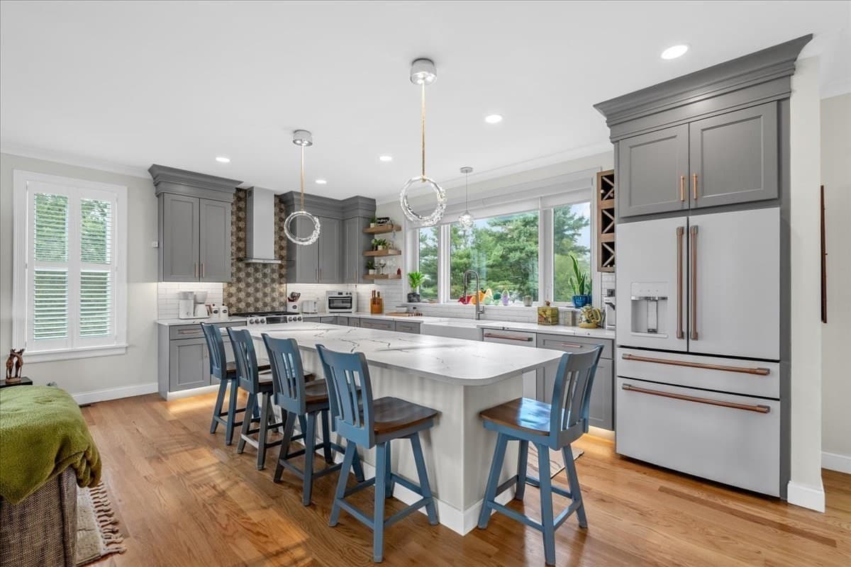 Single Family Residence at 185 Locust St, Swansea MA 02777, Swansea, photo 12 of 42