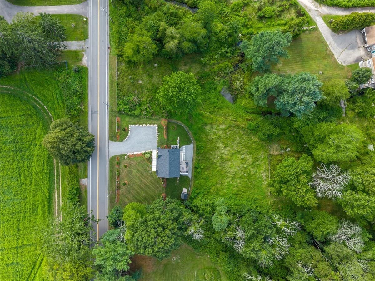 Single Family Residence at 185 Locust St, Swansea MA 02777, Swansea, photo 41 of 42