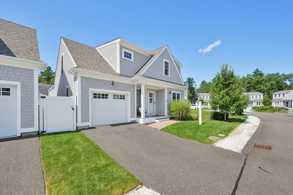Condominium at 8 Twin Pines Lane # 8, Plymouth MA 02360, Plymouth, photo 2 of 39